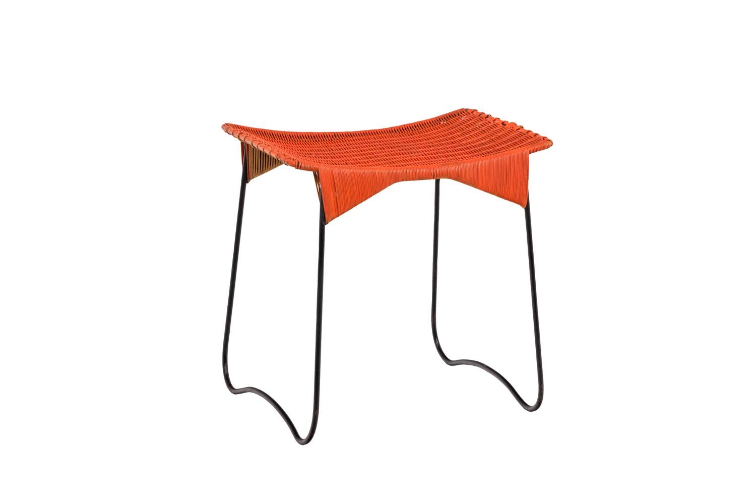 Raoul Guys, attributed to.
Airborne, edited by. 

Pair of stools in rattan lacquered in orange color. Tubular base in metal laquered in black color.

French work realized in the 1960s.

Dimensions : H 49 x W 49 x D 33 cm

Reference :
