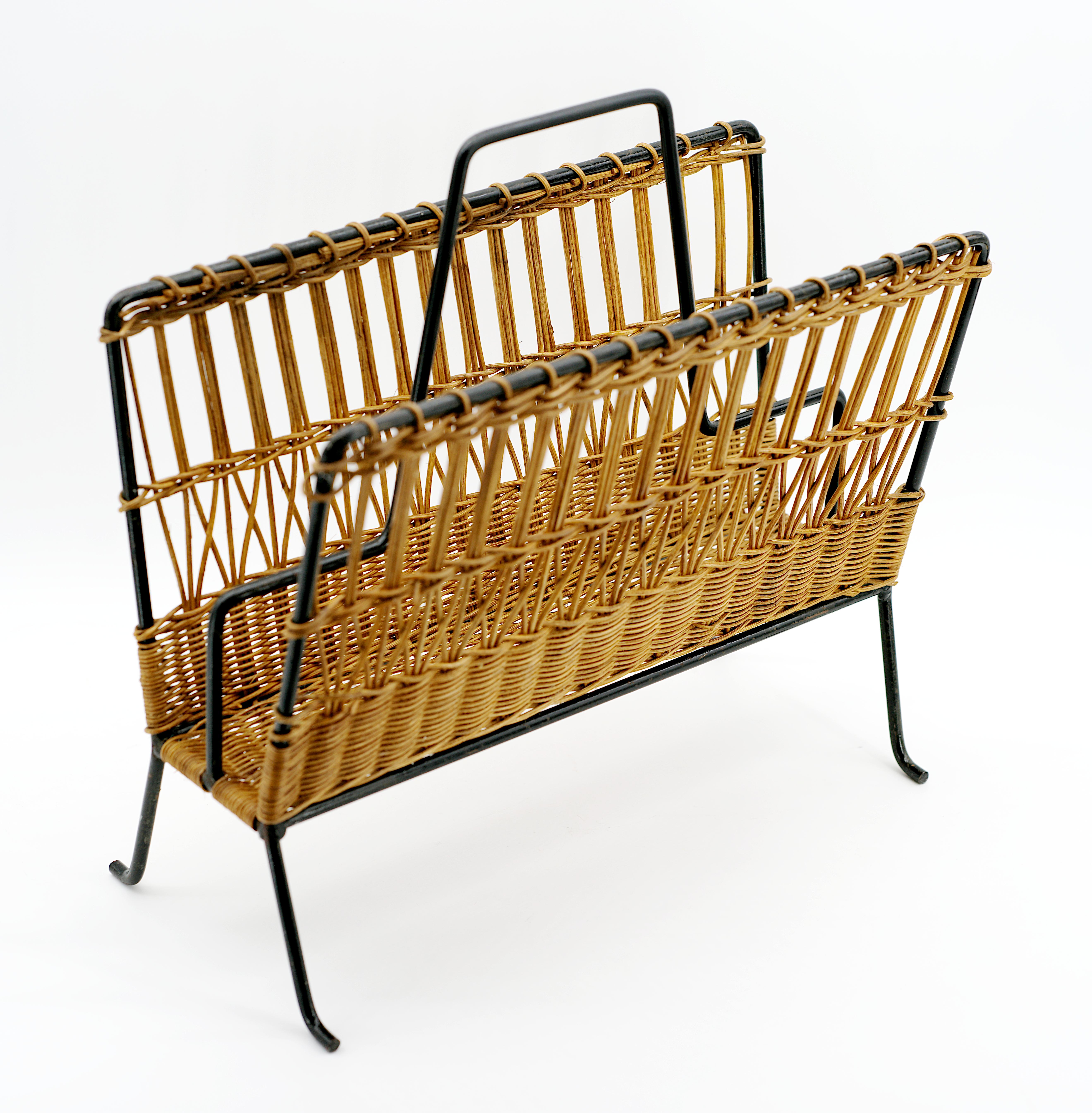 Raoul Guys French Midcentury Magazine Rack In Good Condition For Sale In Saint-Amans-des-Cots, FR