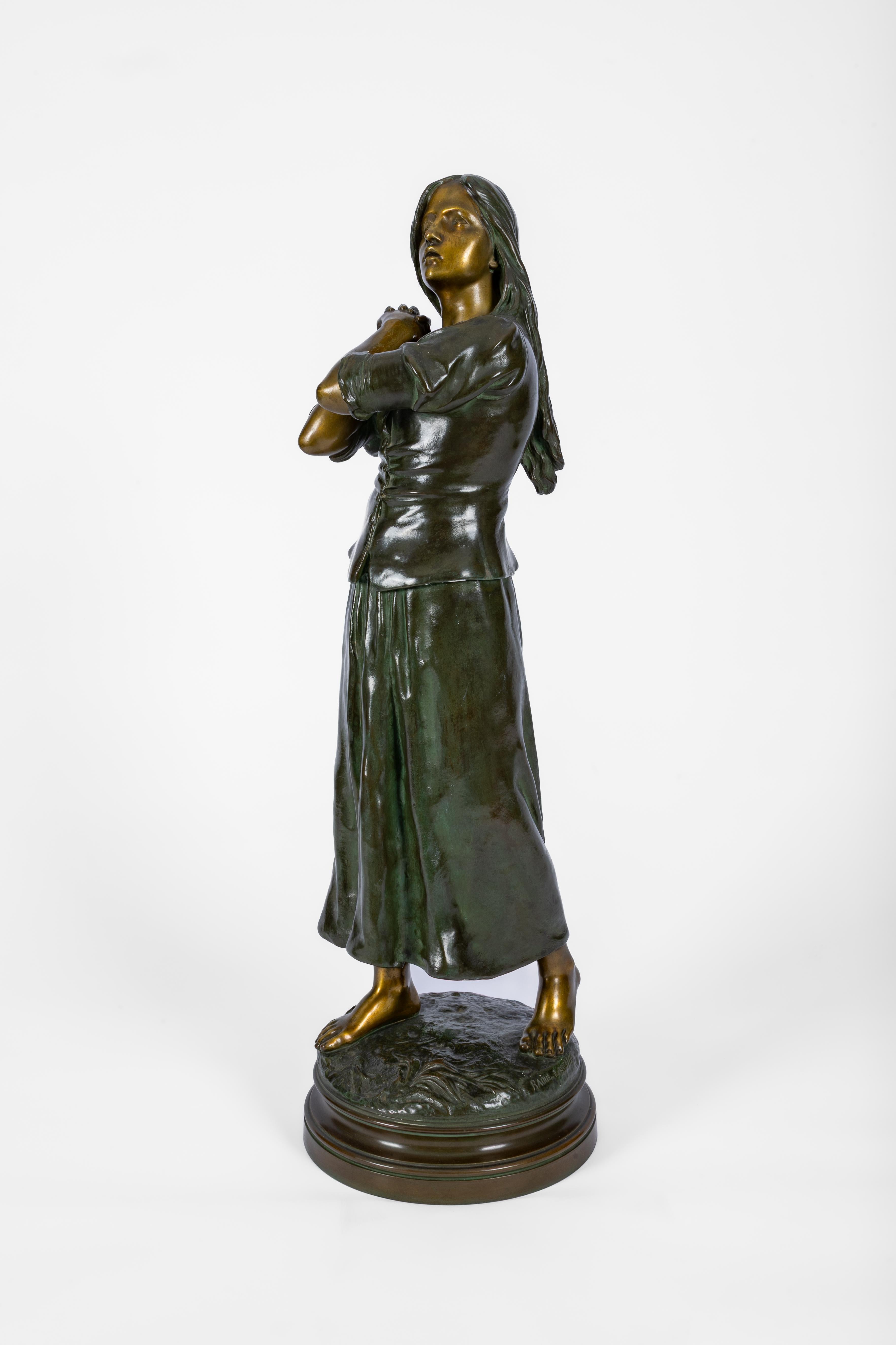 Impressive bronze sculpture by french artist François-Raoul Larche (1860-1912).

Representing Jeanne d'Arc

Dated: +/- 1900

High quality bronze finished a in double colour patina.

Signed on the base and with the stamp of the important Paris bronze