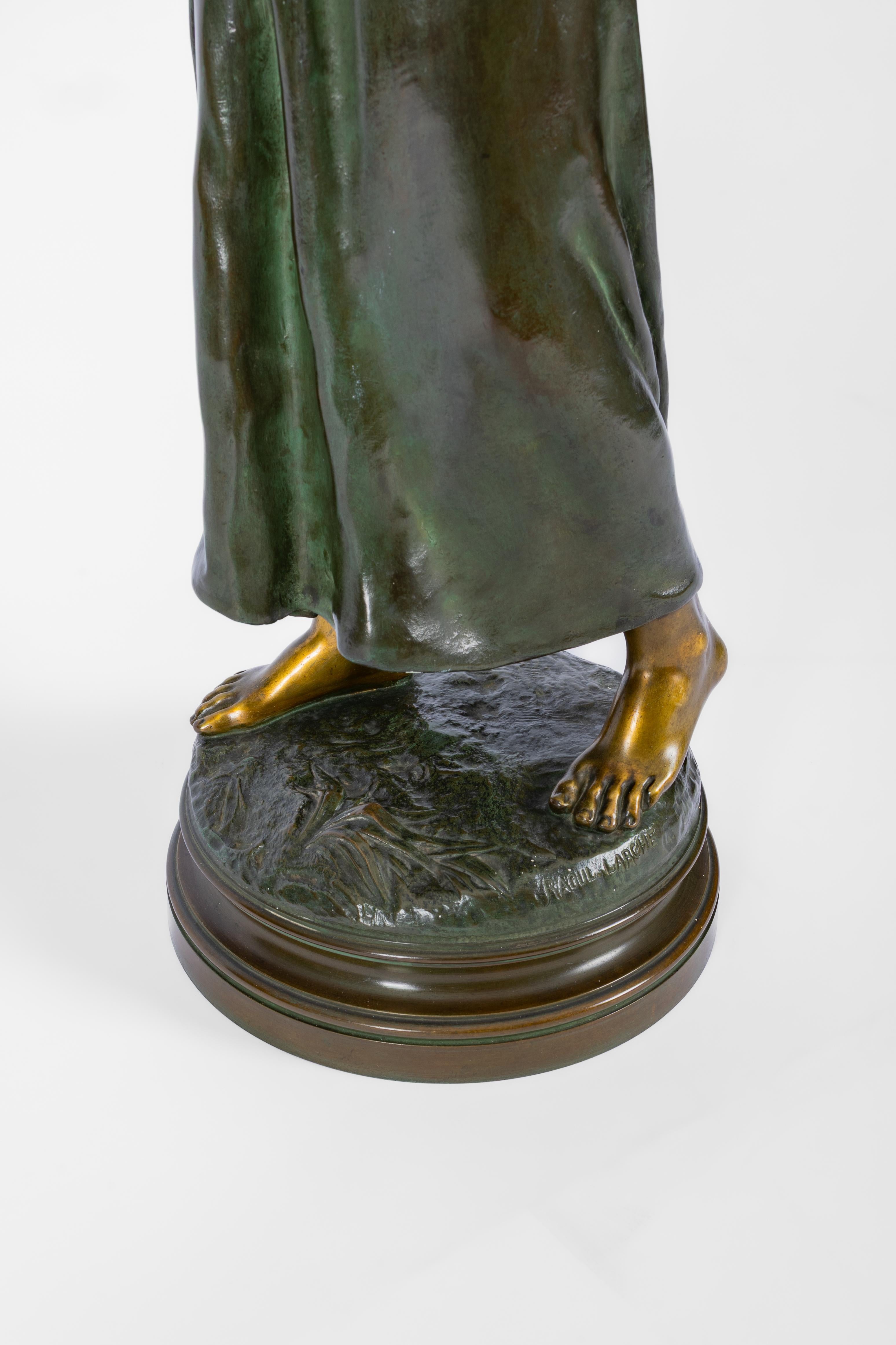Raoul Larche: bronze sculpture of Jeanne d'Arc In condizioni buone in vendita a Zemst, BE