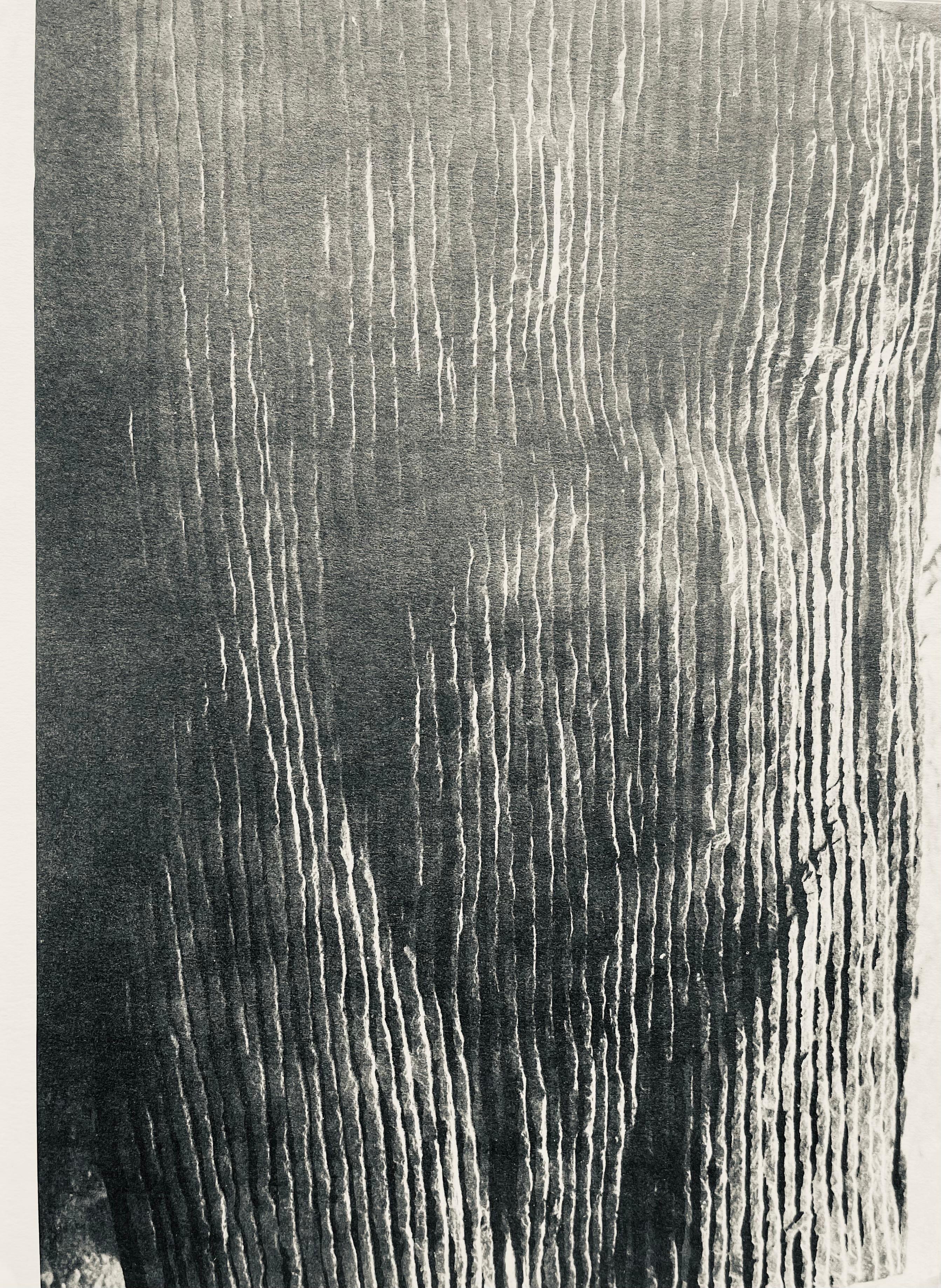 Ubac, Komposition, Derrière le miroir (nach) (Grau), Figurative Print, von Raoul Ubac