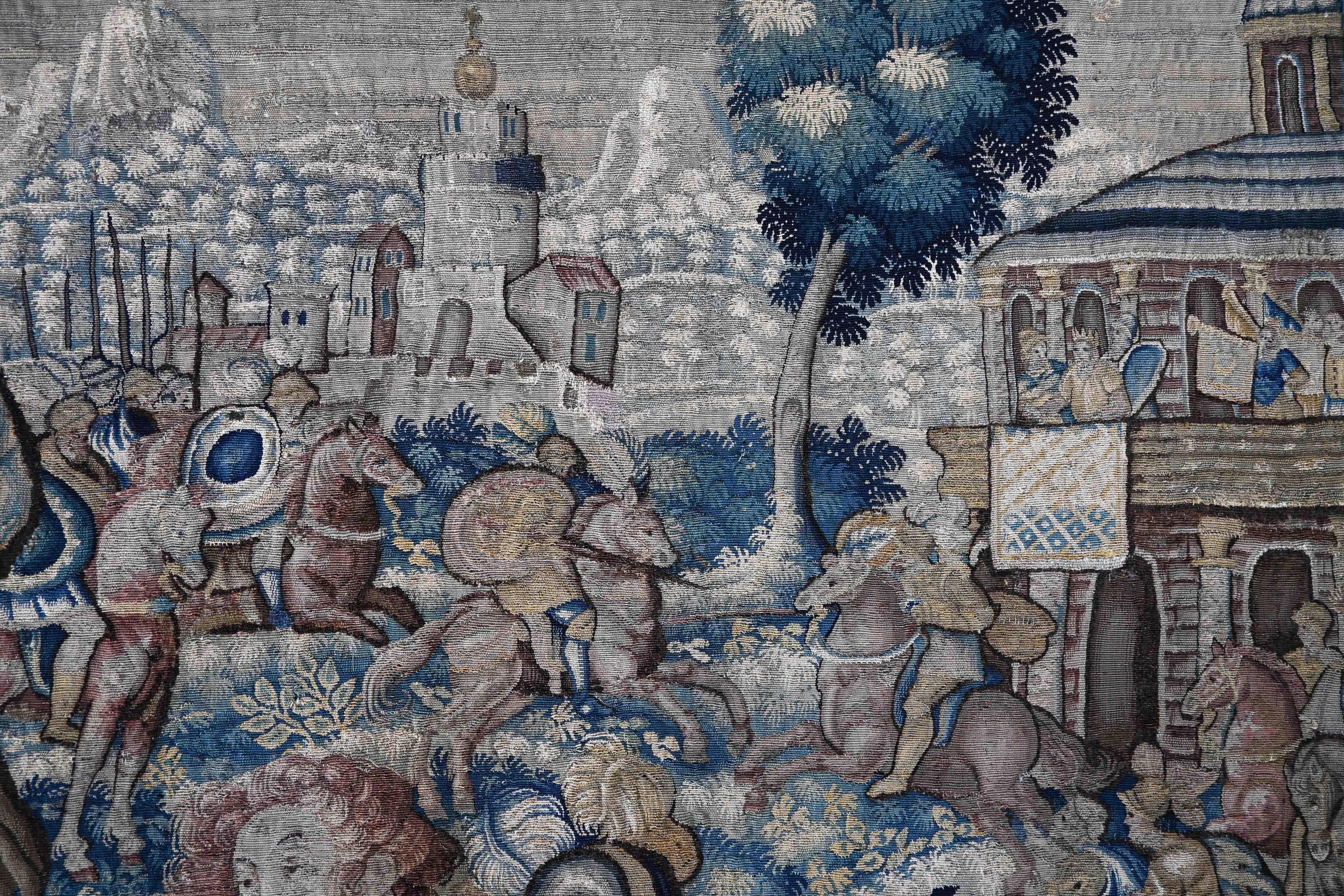French Rape of the Sabine women, antique Flemish Tapestry End of 16th century - N° 1473 For Sale