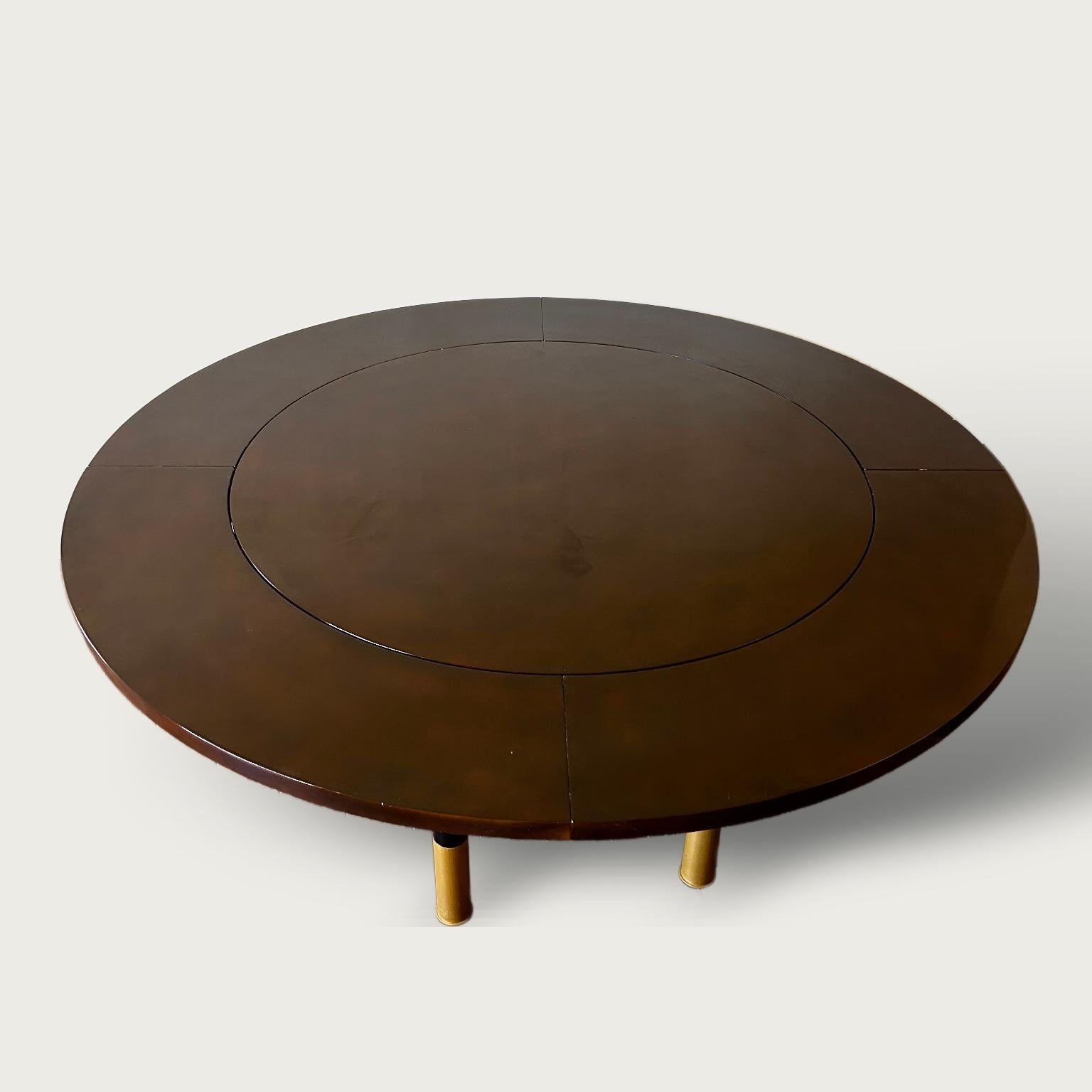 Raphaël Decorateur (1912 - 2000) Lacquer Dining Table In Good Condition In CA, CA