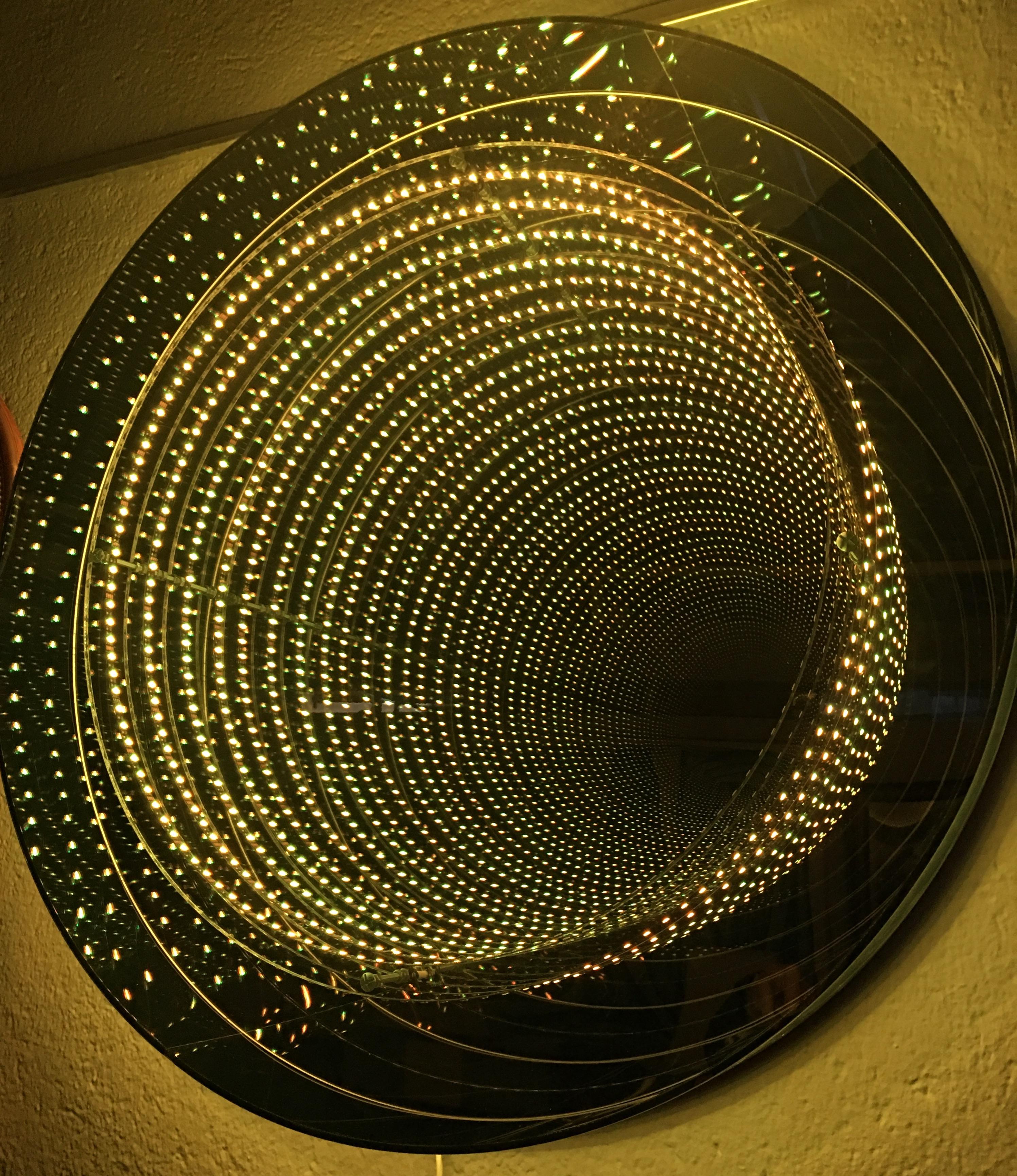 Contemporary Raphael Fenice Infinity Mirror 90 cm. Diameter