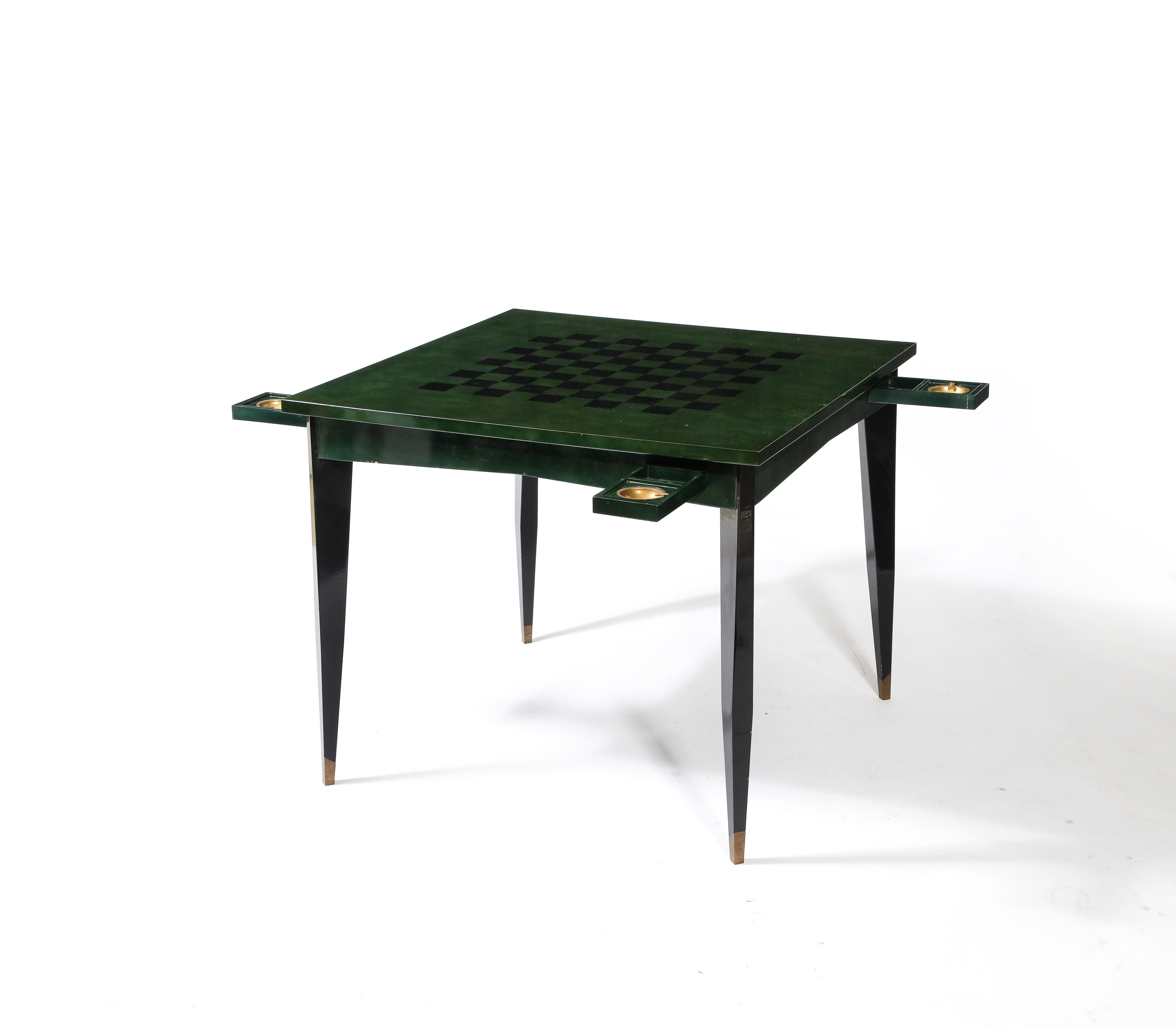 Raphael Raffel Spieltisch in grünem und schwarzem Beka-Lack, Frankreich 1950er Jahre (Messing) im Angebot