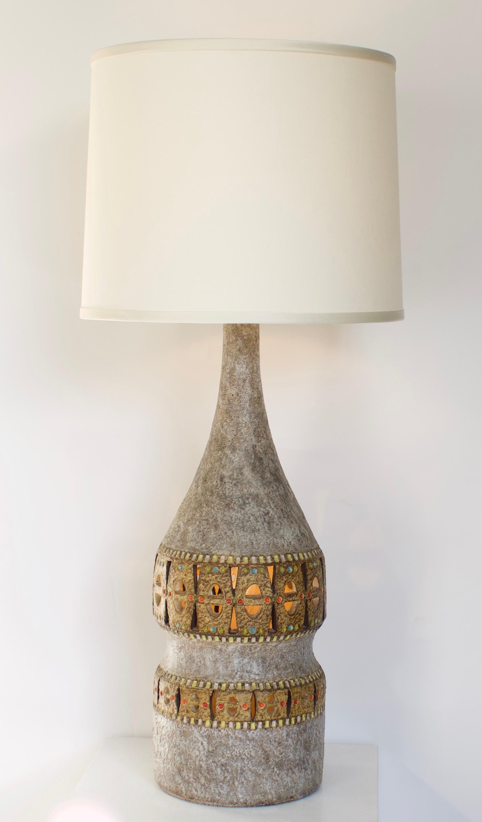 Raphael Giarrusso Peirced French Ceramic Table Lamp Accolay, circa 1967 For Sale 5