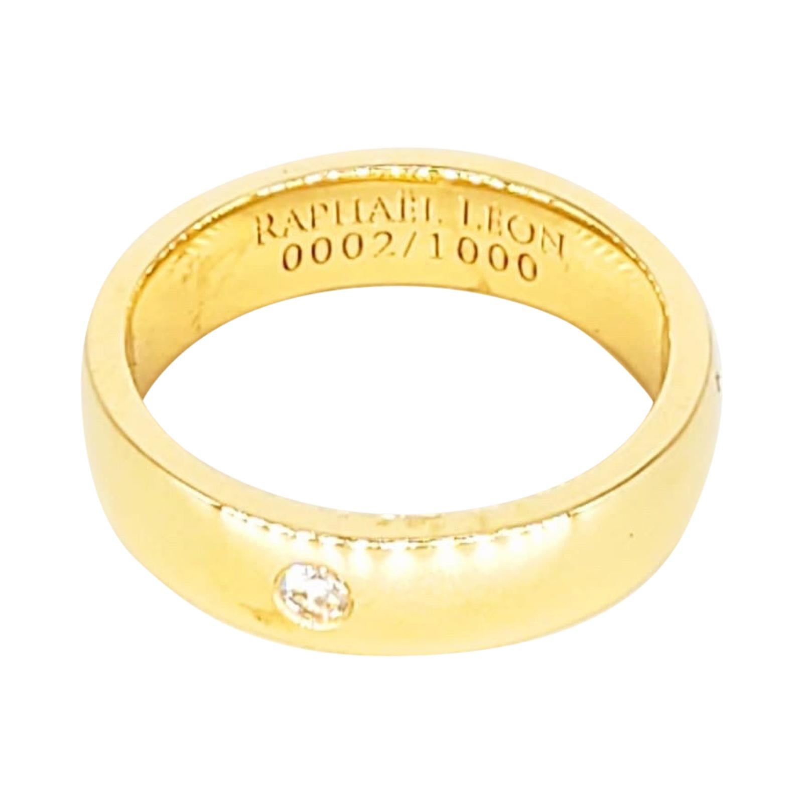 Raphael Leon 0.05 Carat Diamond 14 Karat Gold Band Ring For Sale