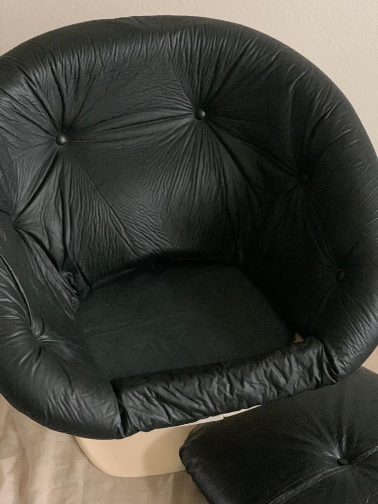  Raphael Raffel for Herman Miller Space Age Tub Chair In Good Condition For Sale In Clermont, FL