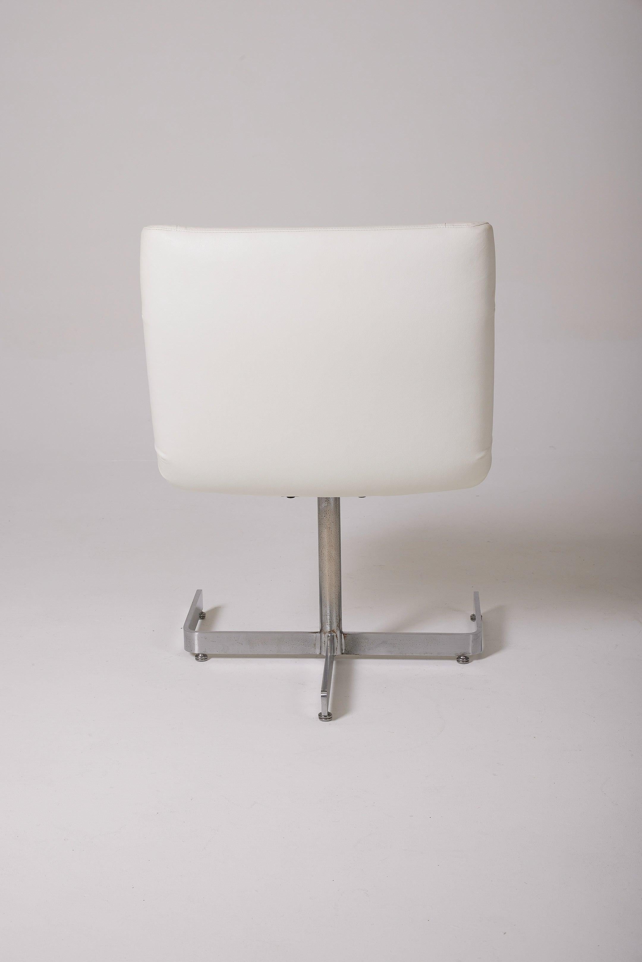 20th Century Raphael Raffel leather armchair For Sale