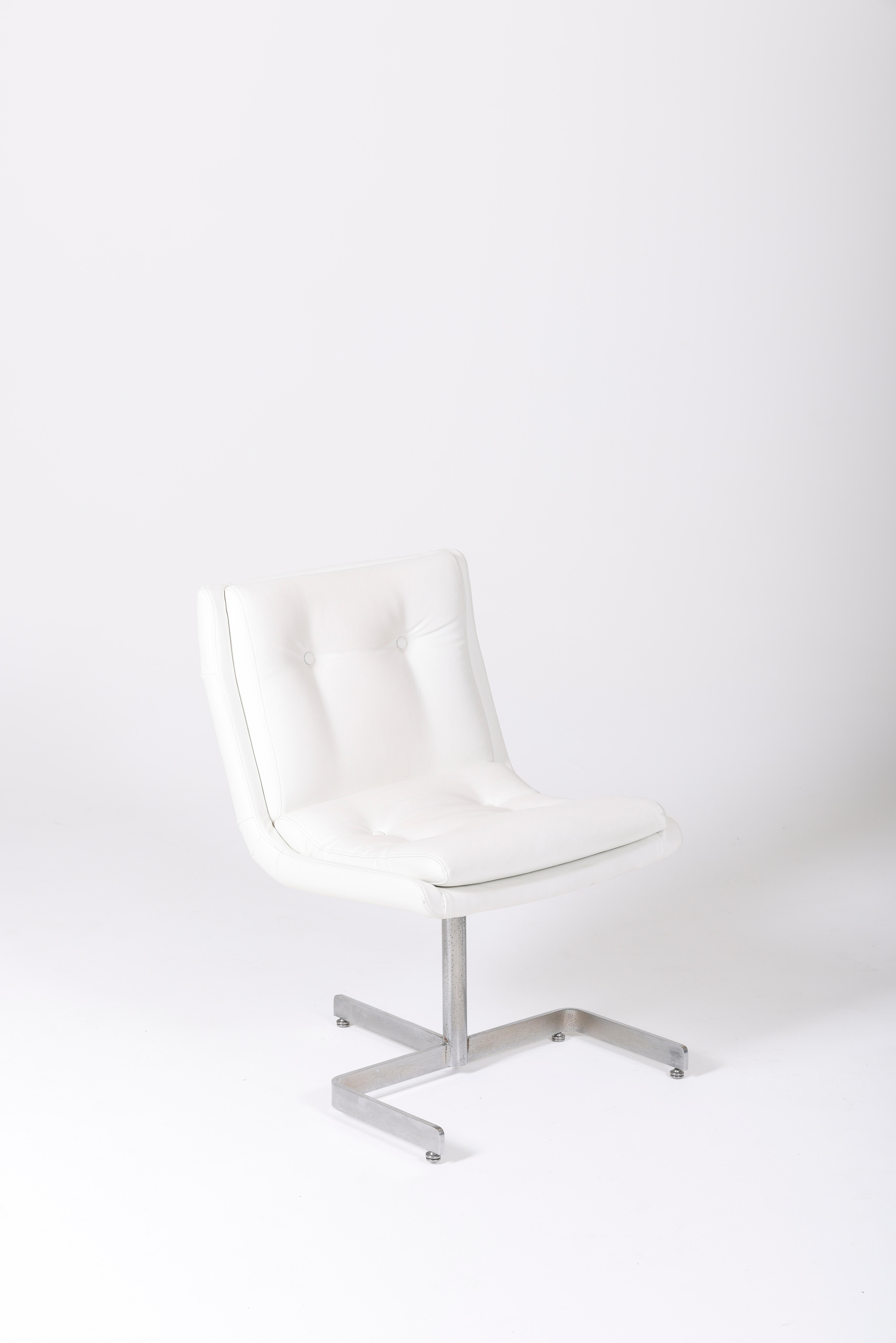 Raphael Raffel leather armchair For Sale 3