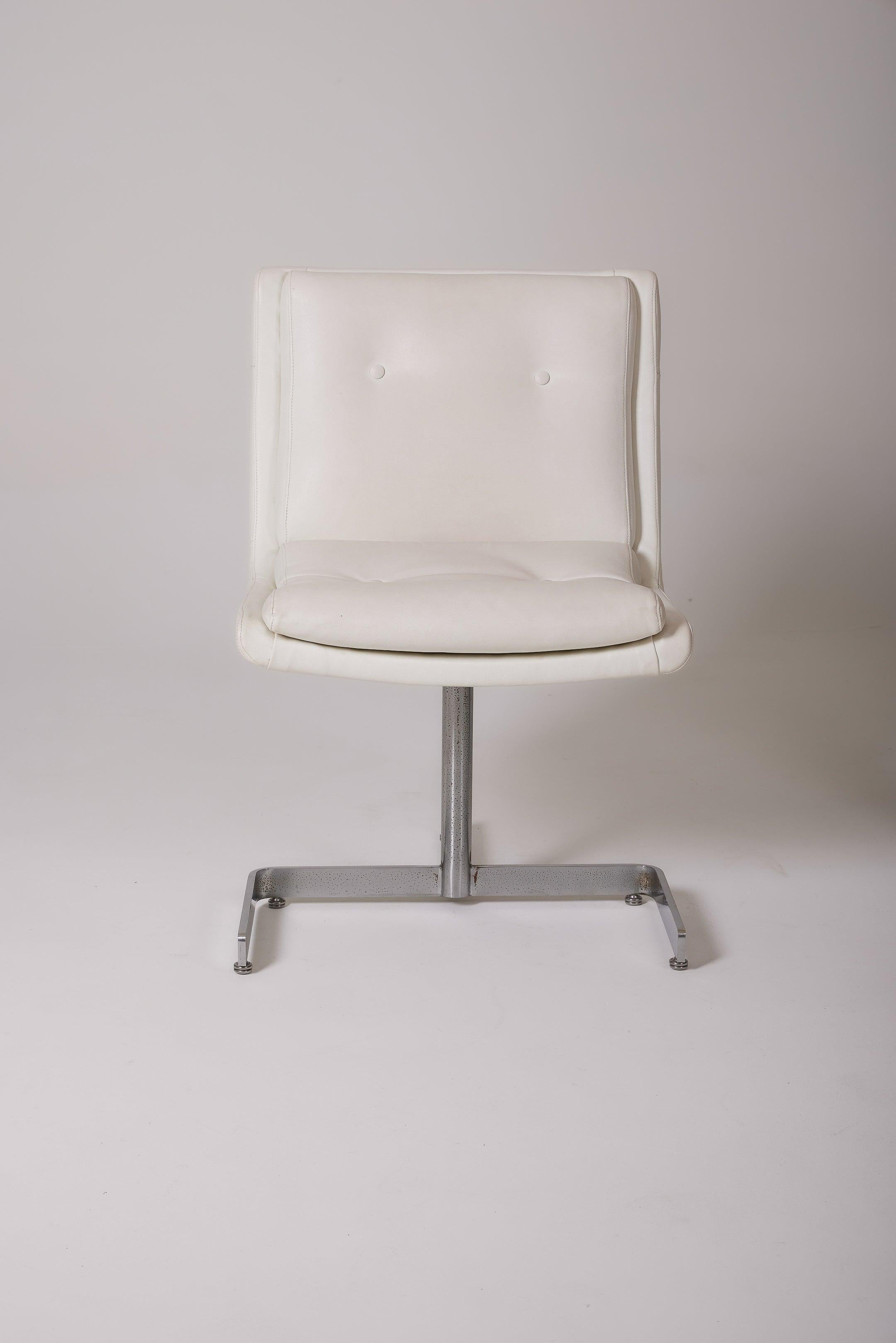 Raphael Raffel leather armchair For Sale 3