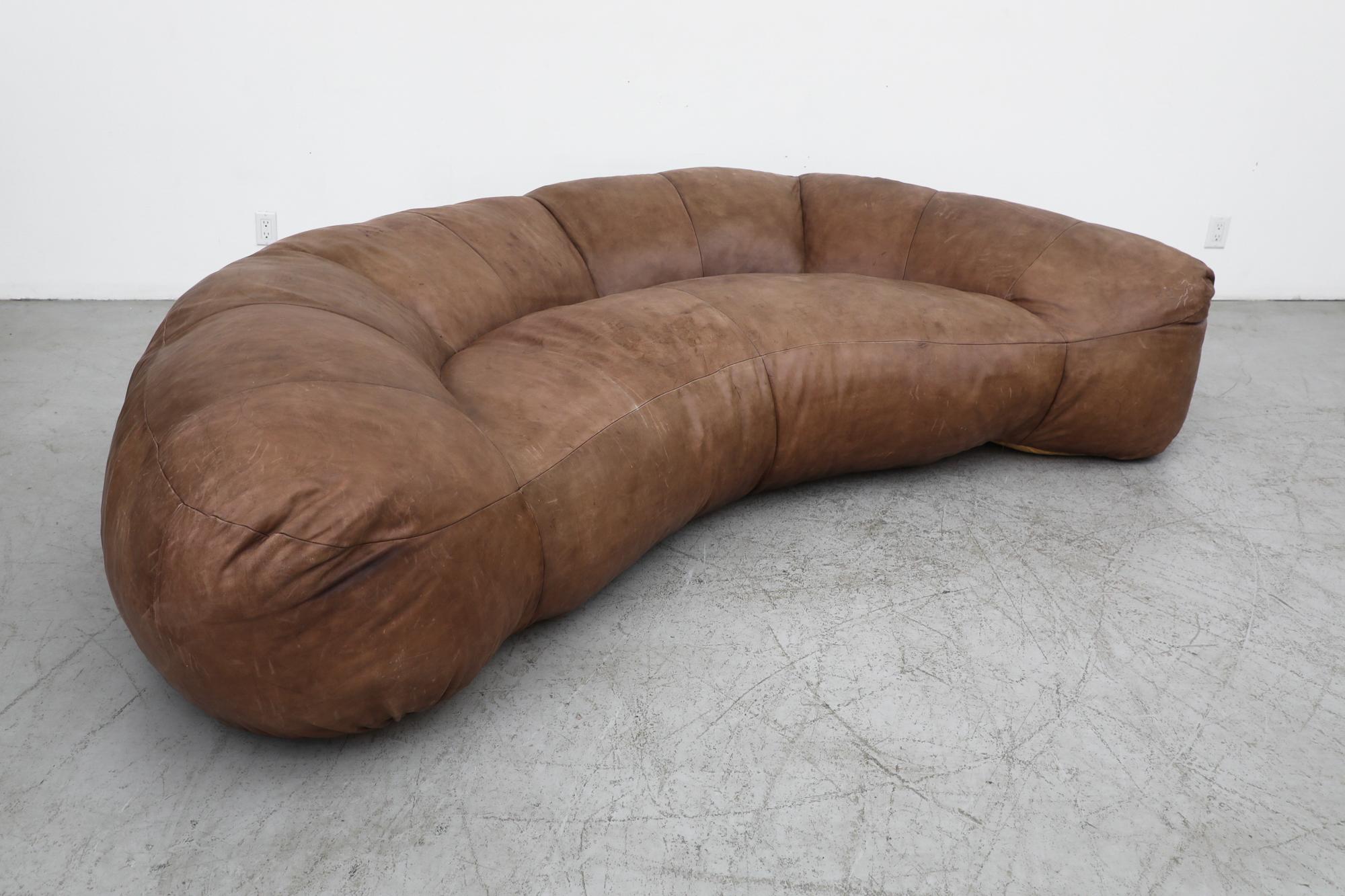 Raphael Raffel Brown Natural Leather Croissant Sofa for Honore Paris, 1970s For Sale 5