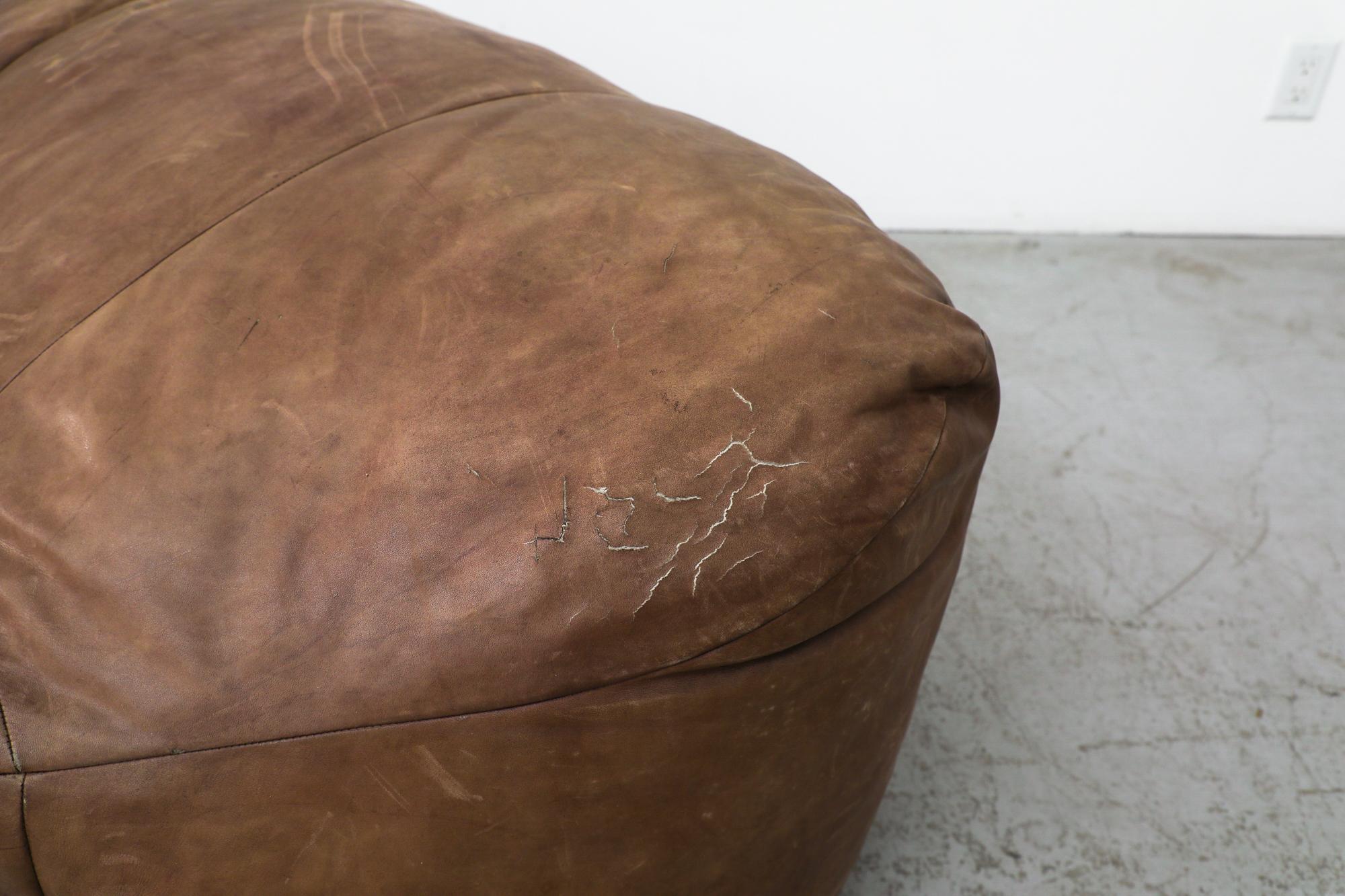 Raphael Raffel Brown Natural Leather Croissant Sofa for Honore Paris, 1970s For Sale 9