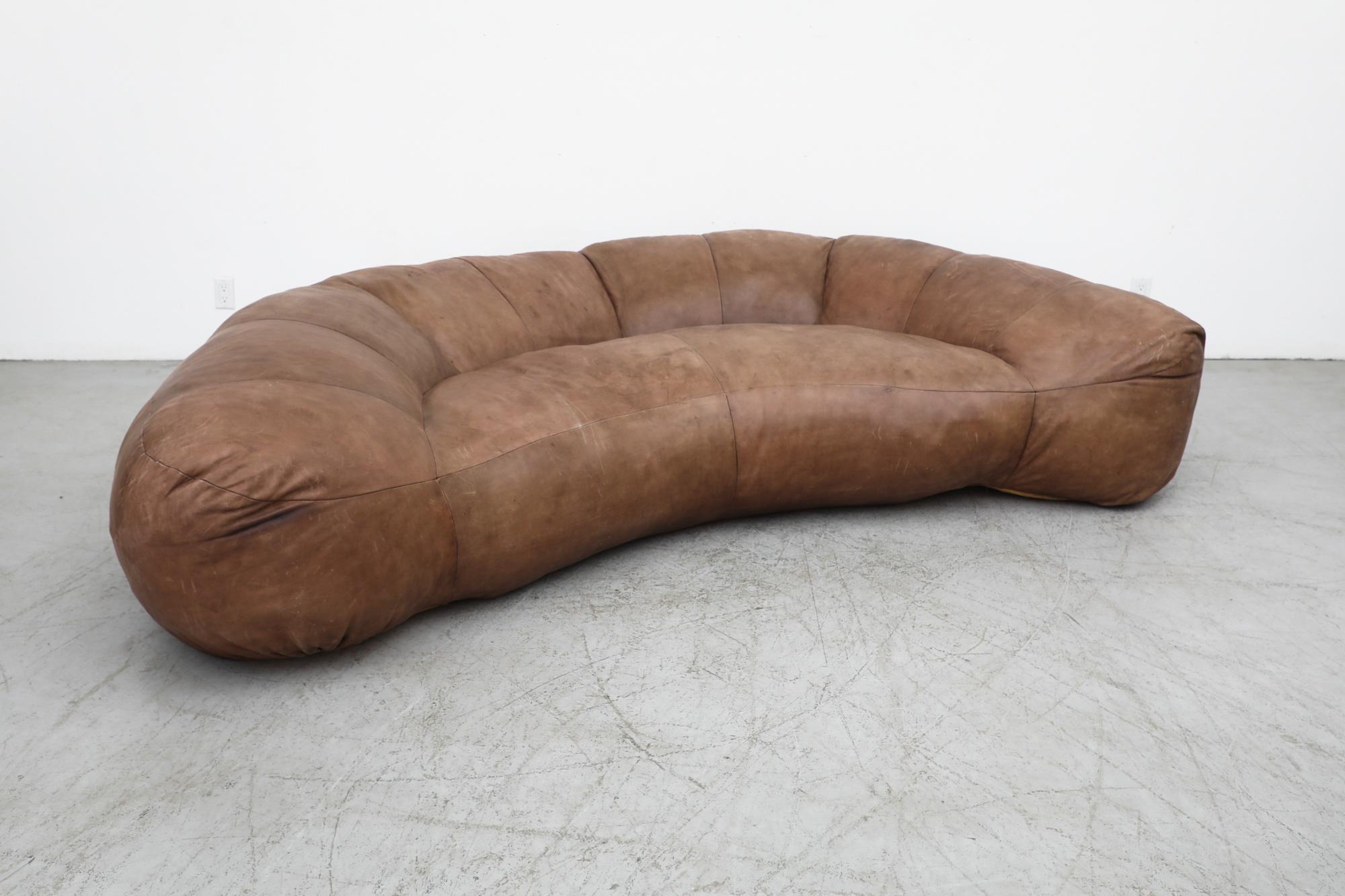 Raphael Raffel Brown Natural Leather Croissant Sofa für Honore Paris, 1970er Jahre im Angebot 13