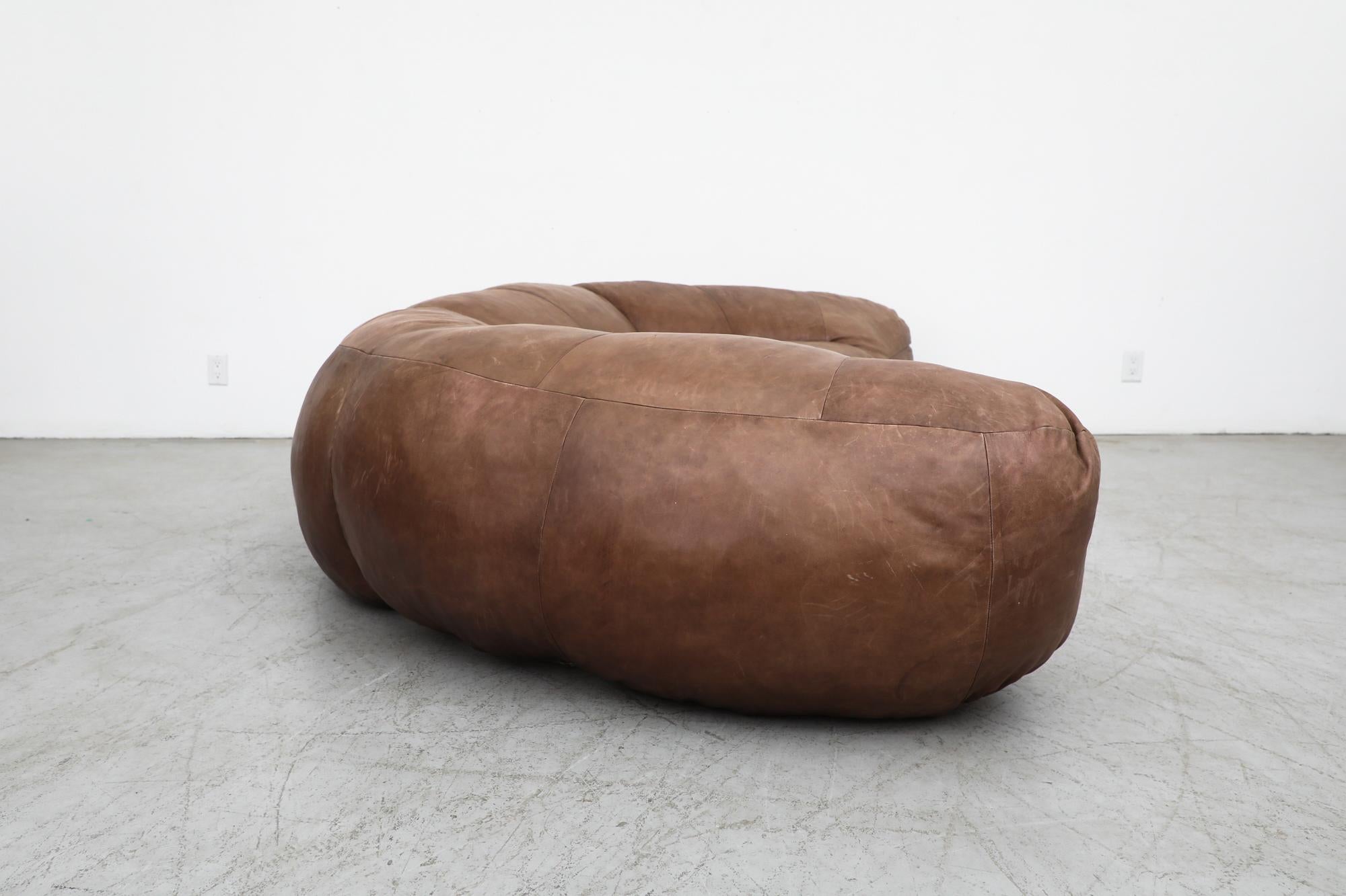 Mid-Century Modern Raphael Raffel Brown Natural Leather Croissant Sofa for Honore Paris, 1970s For Sale