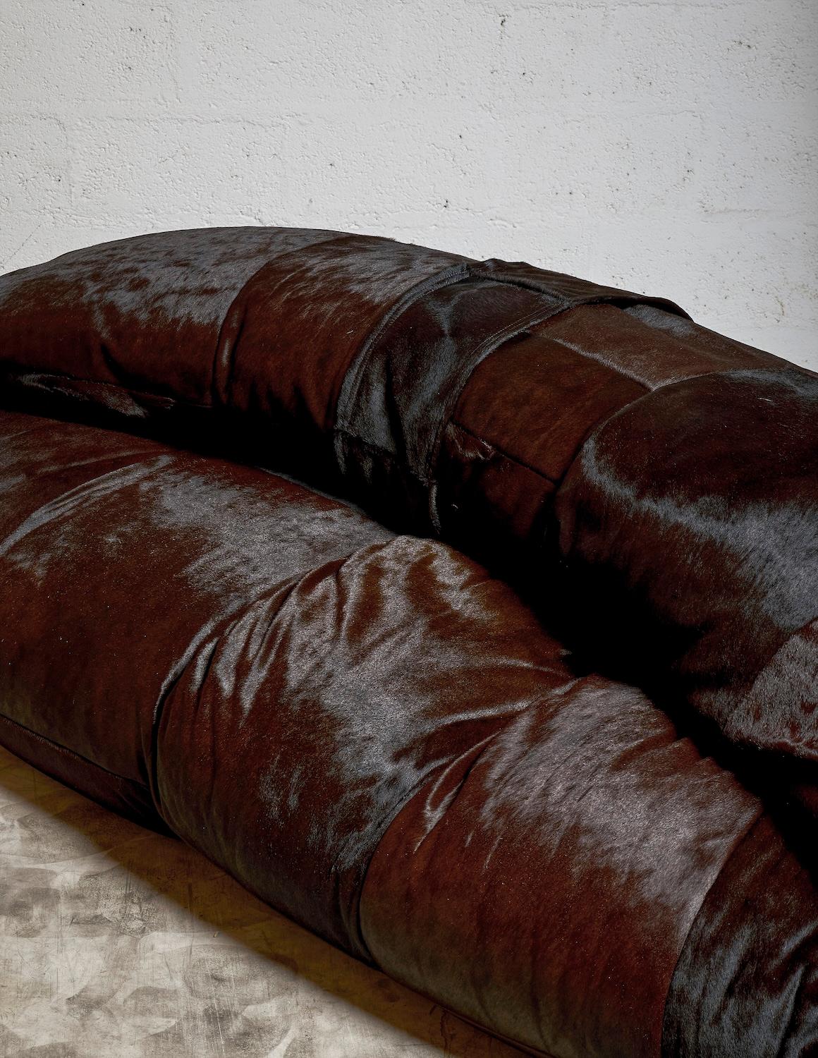 Raphael Raffel sofa, 1970's In Good Condition For Sale In TOURS, FR