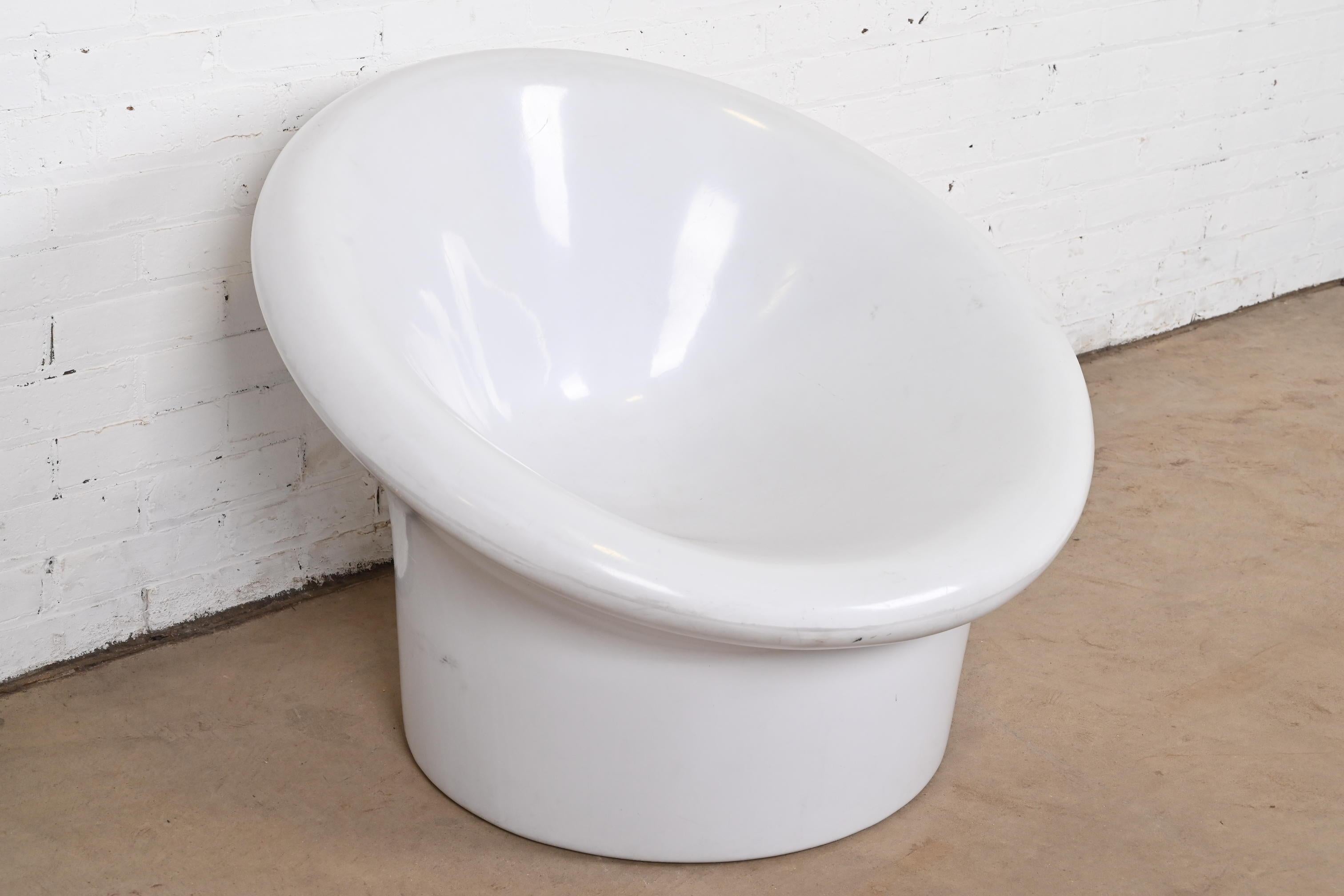 Raphael Raffel Style Mid-Century Modern Space Age Molded Plastic Chair 1