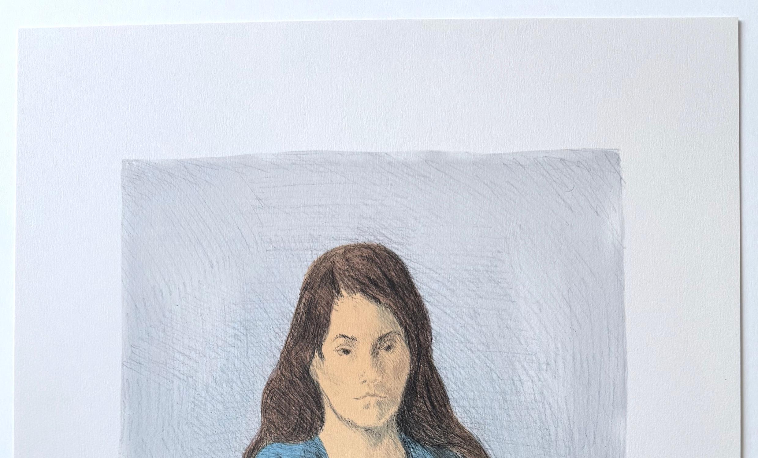 Lithographie signée, jeune femme aux bras croisés, t-shirt bleu en vente 2