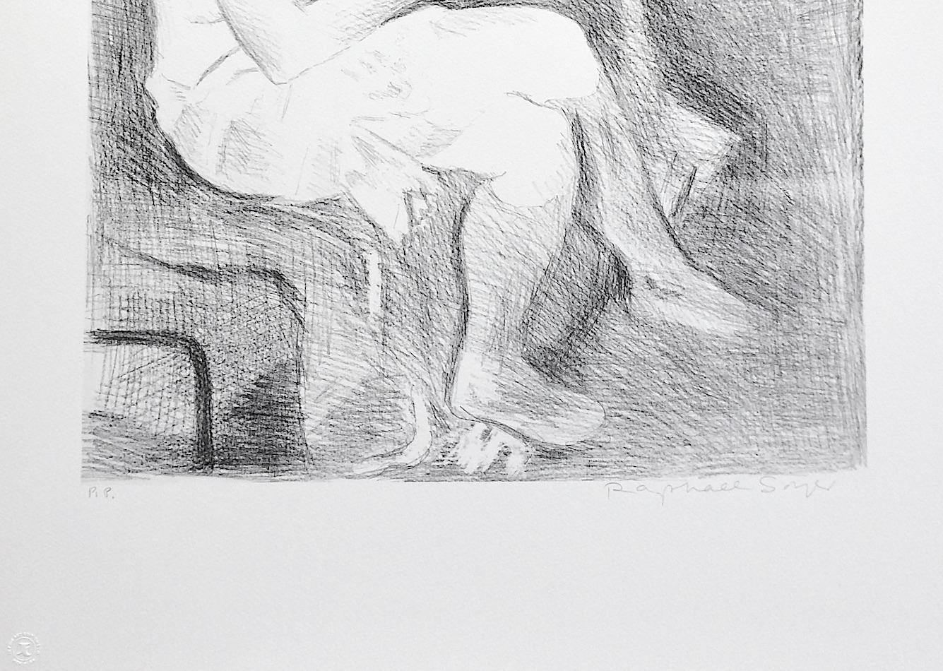 SEATED WOMAN PINK SOCKS ist eine originale handgezeichnete (nicht digital oder fotoreproduzierte) Lithographie in limitierter Auflage des Künstlers Raphael Soyer - russischer/amerikanischer Maler des Sozialrealismus, 1899-1987. Gedruckt in