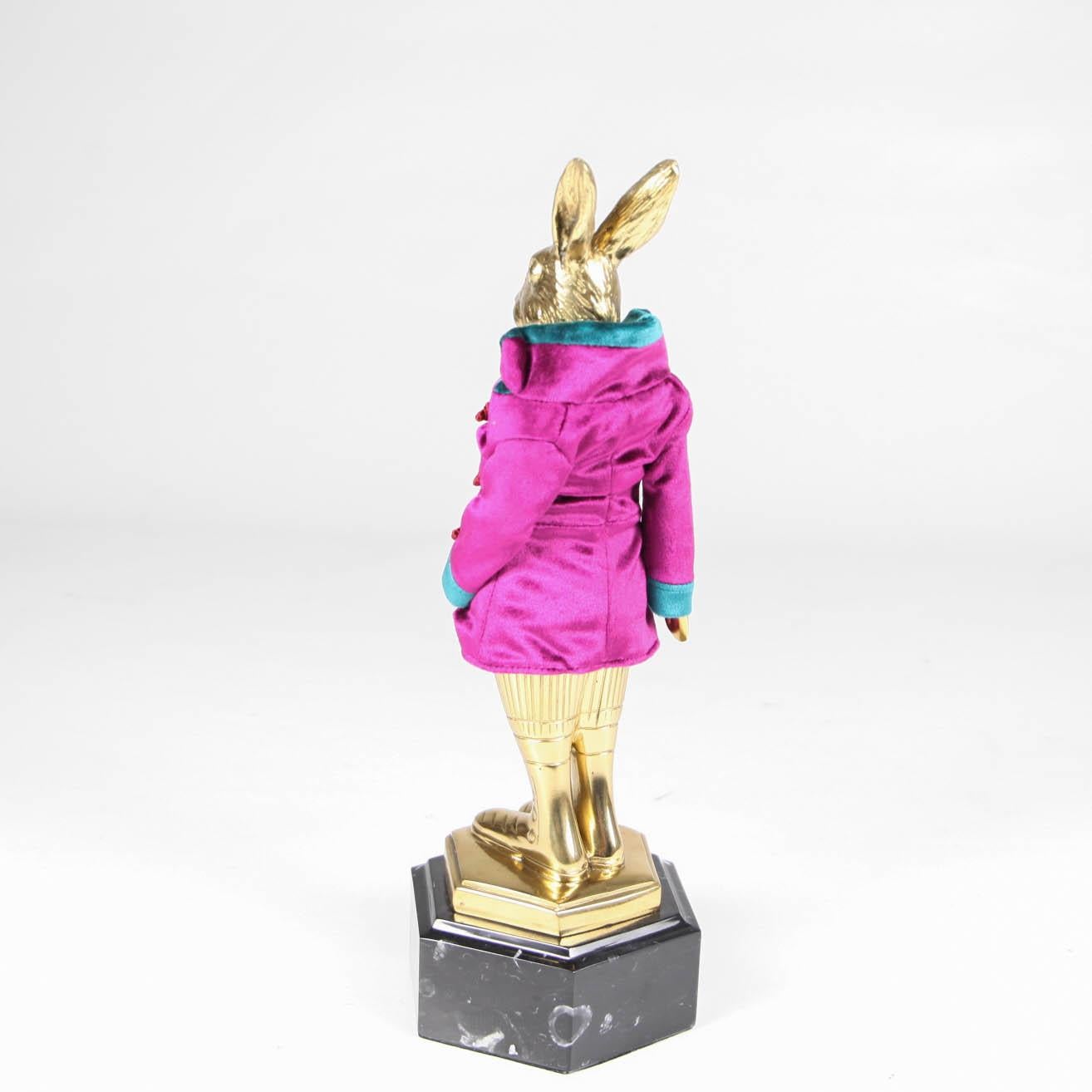 Rabbit brass sculpture with beautiful marble base. Hand made clothes. Great quality and condition.
Corresponding « deer » sculpture for sale here to make a pair..