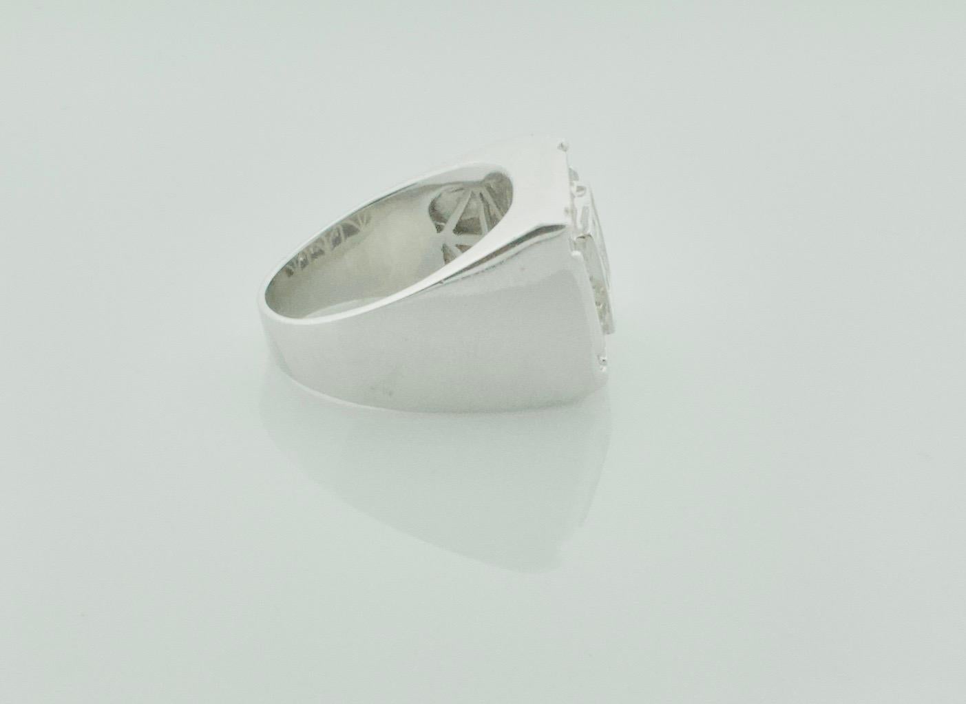 „Rapper's Delight“, Flexing-Ring, 2,00 Karat unsichtbar gefasste Diamanten in Weißgold im Zustand „Hervorragend“ im Angebot in Wailea, HI