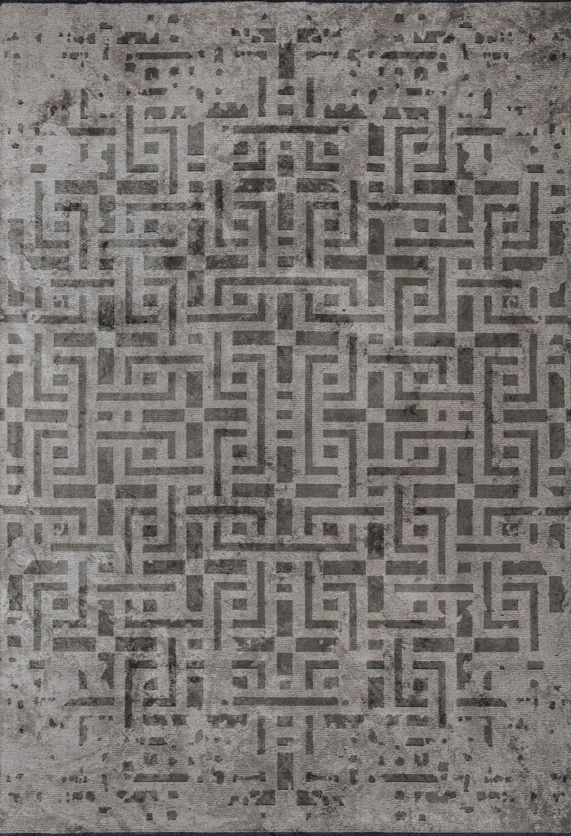 For Sale:  (Gray) Contemporary Geometric Luxury Hand-Finished Area Rug