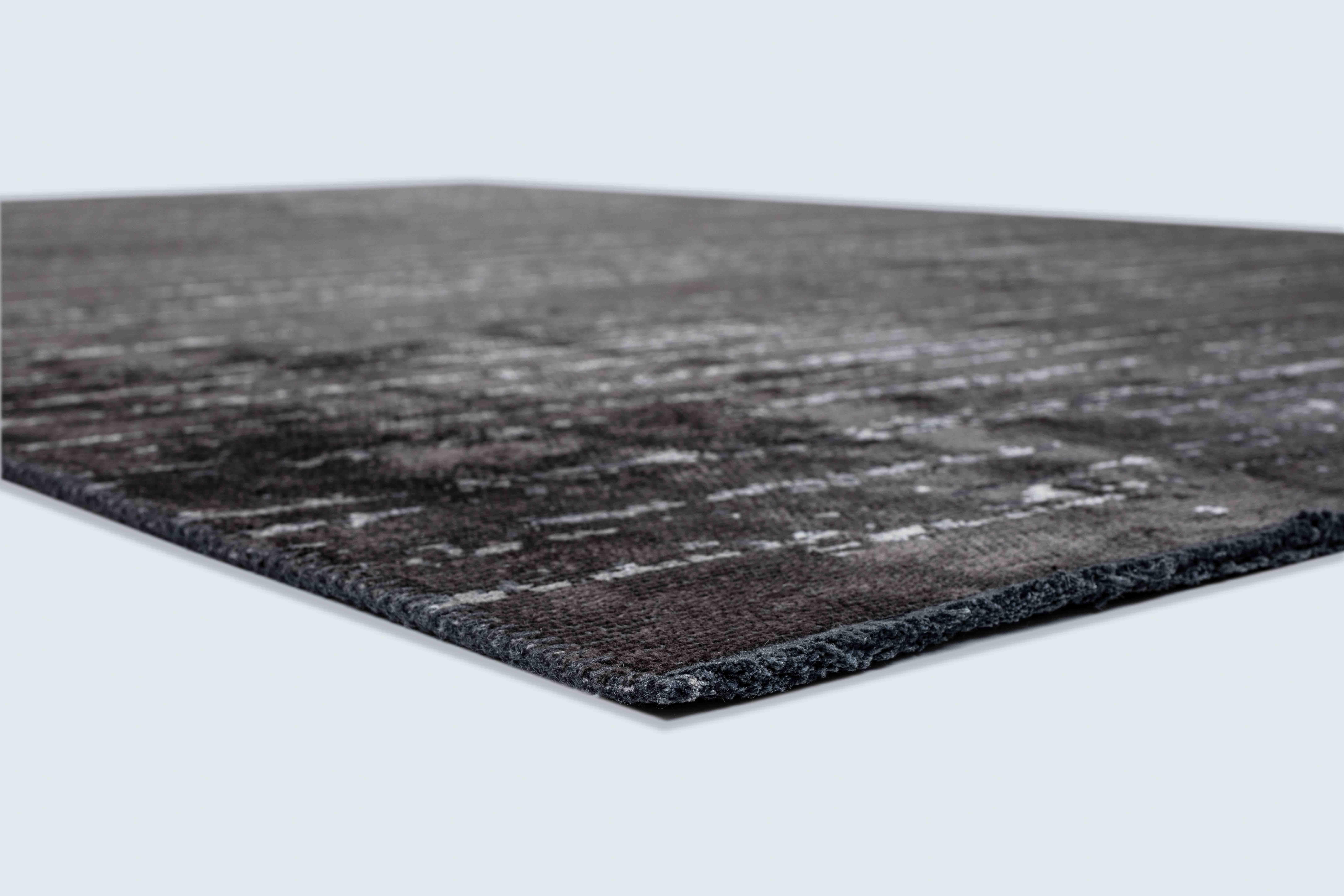 For Sale:  (Gray) Modern  No Pattern Solid Color Luxury Area Rug 4