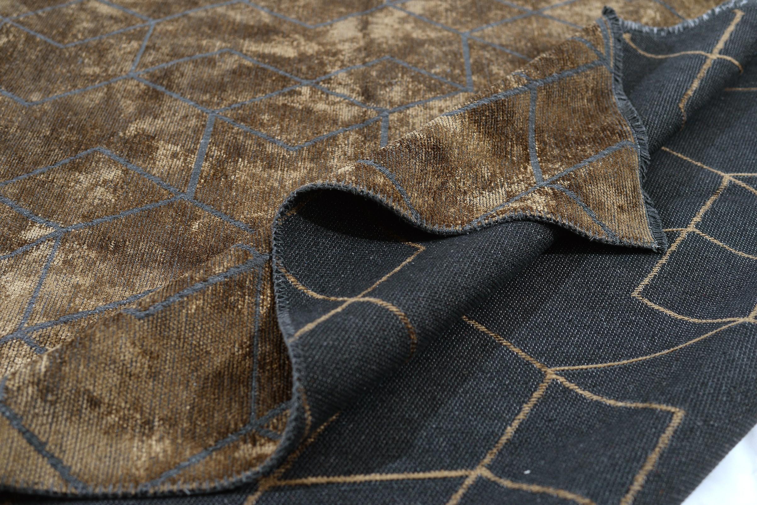 En vente :  (Marron) Tapis de sol contemporain géométrique de luxe 2