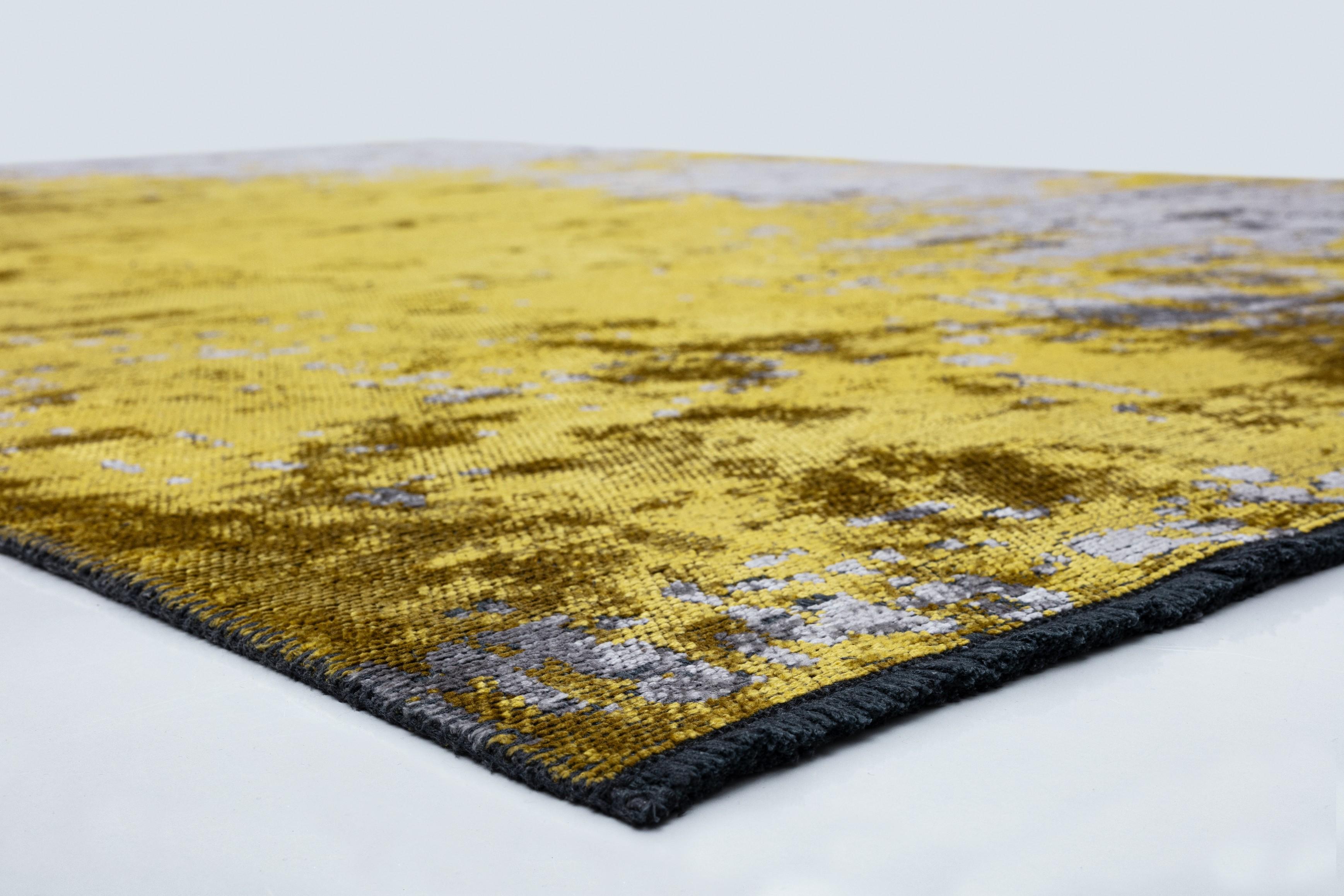 Im Angebot: Moderner abstrakter Luxus-Teppichboden,  (Gelb) 4
