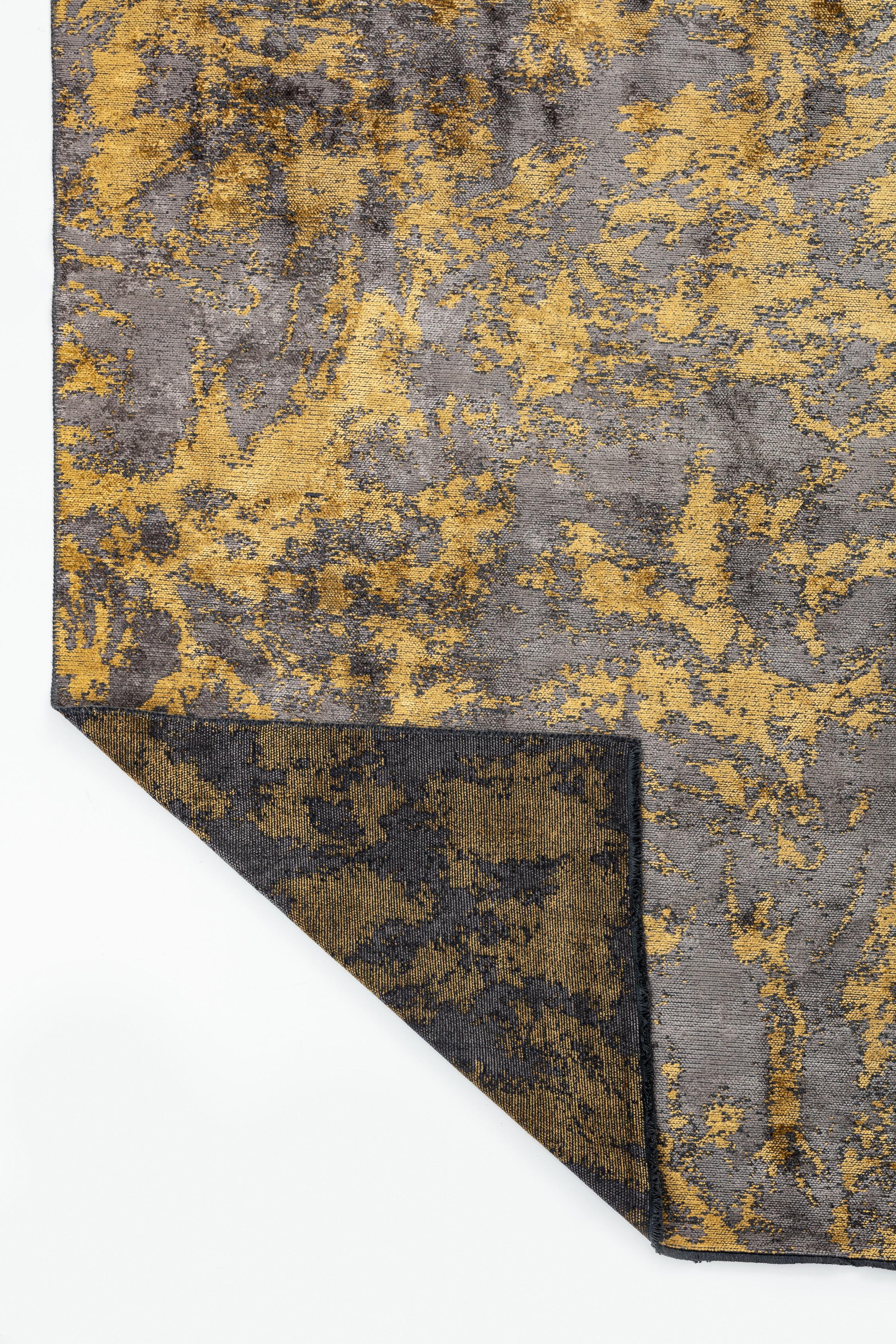 For Sale:  (Gold) Modern Abstract Luxury Hand-Finished Area Rug 3
