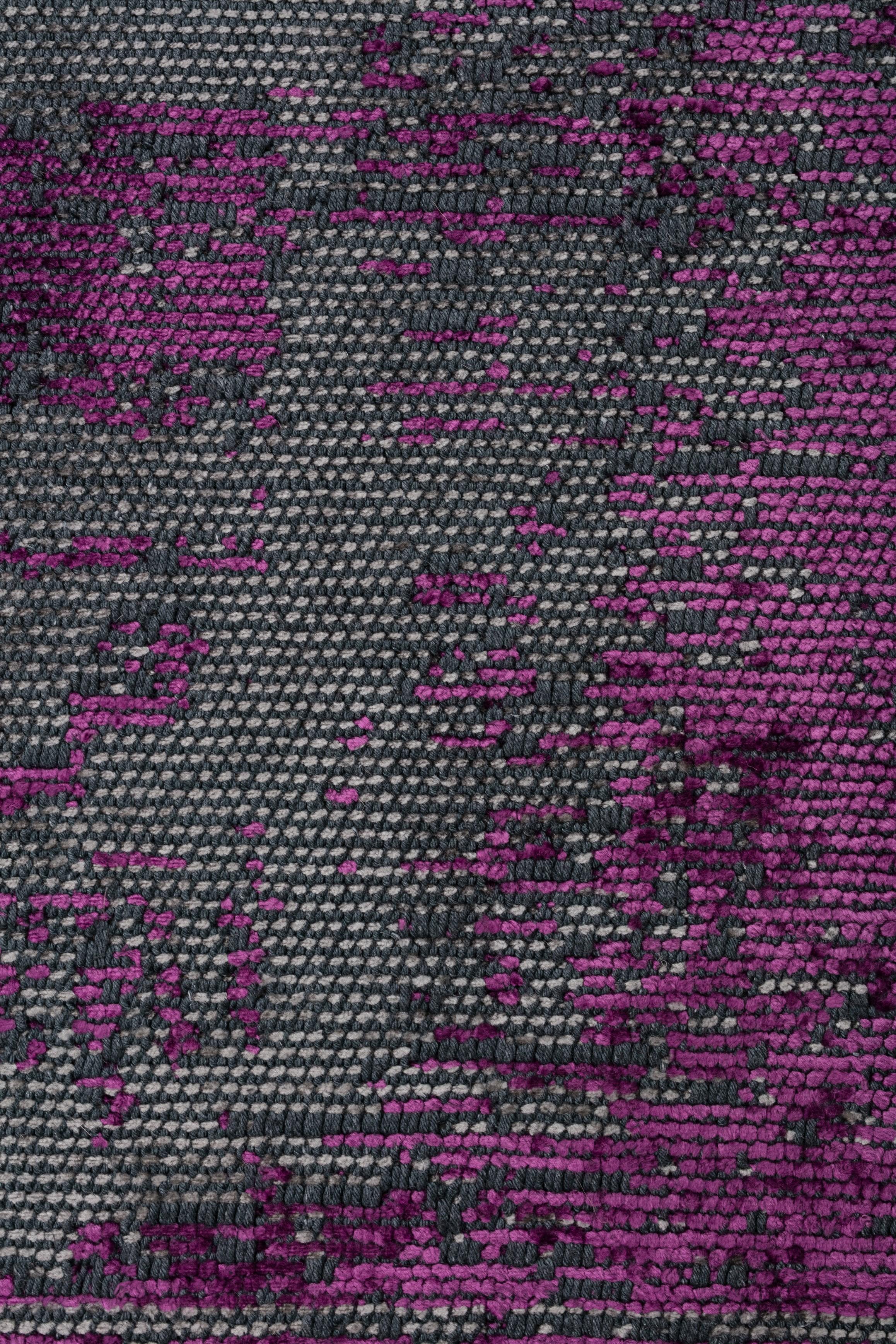 For Sale:  (Purple) Modern Abstract Luxury Hand-Finished Area Rug 5