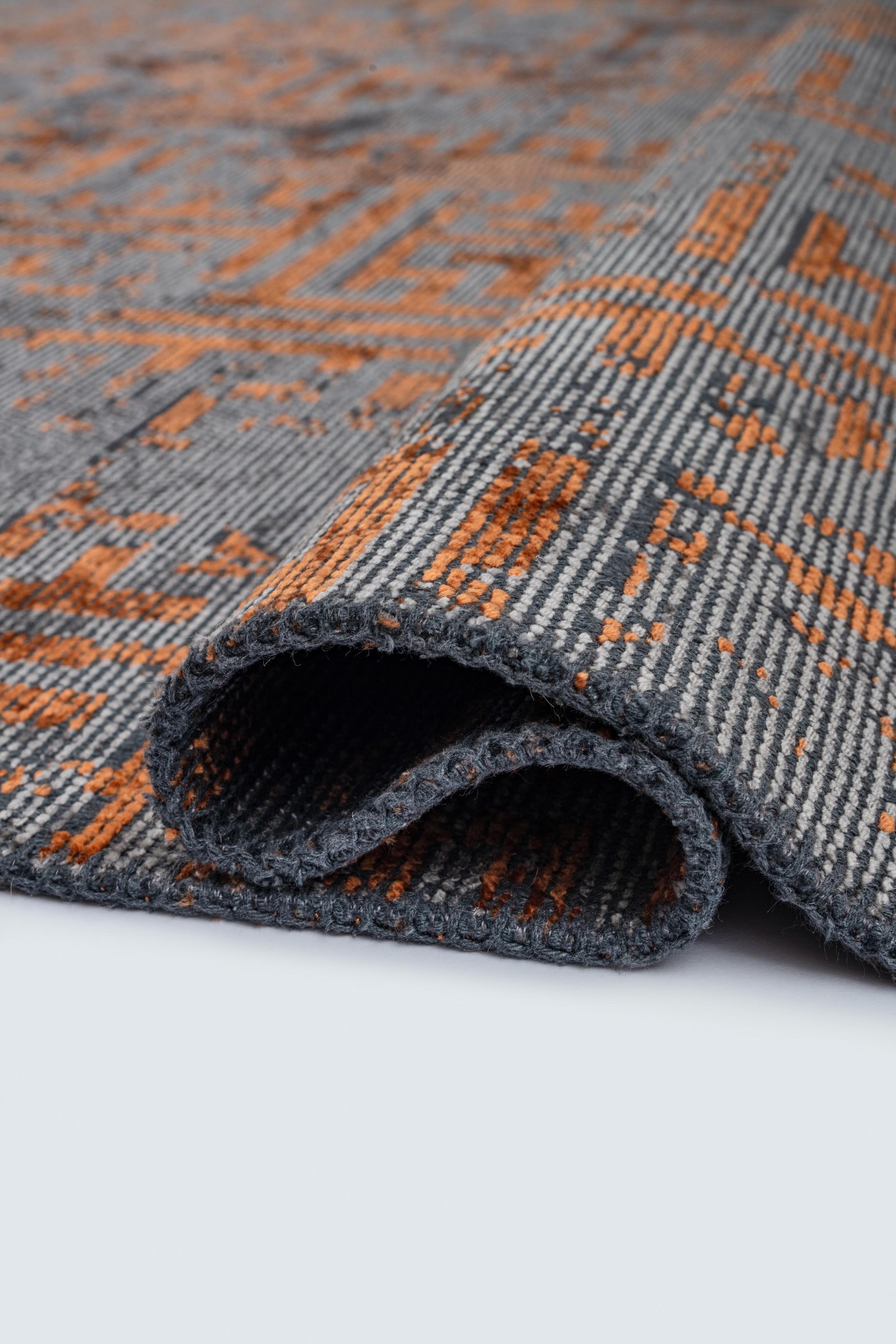 Im Angebot: Modern  Camouflage Luxury Hand-Finished Vorleger,  (Orange) 2