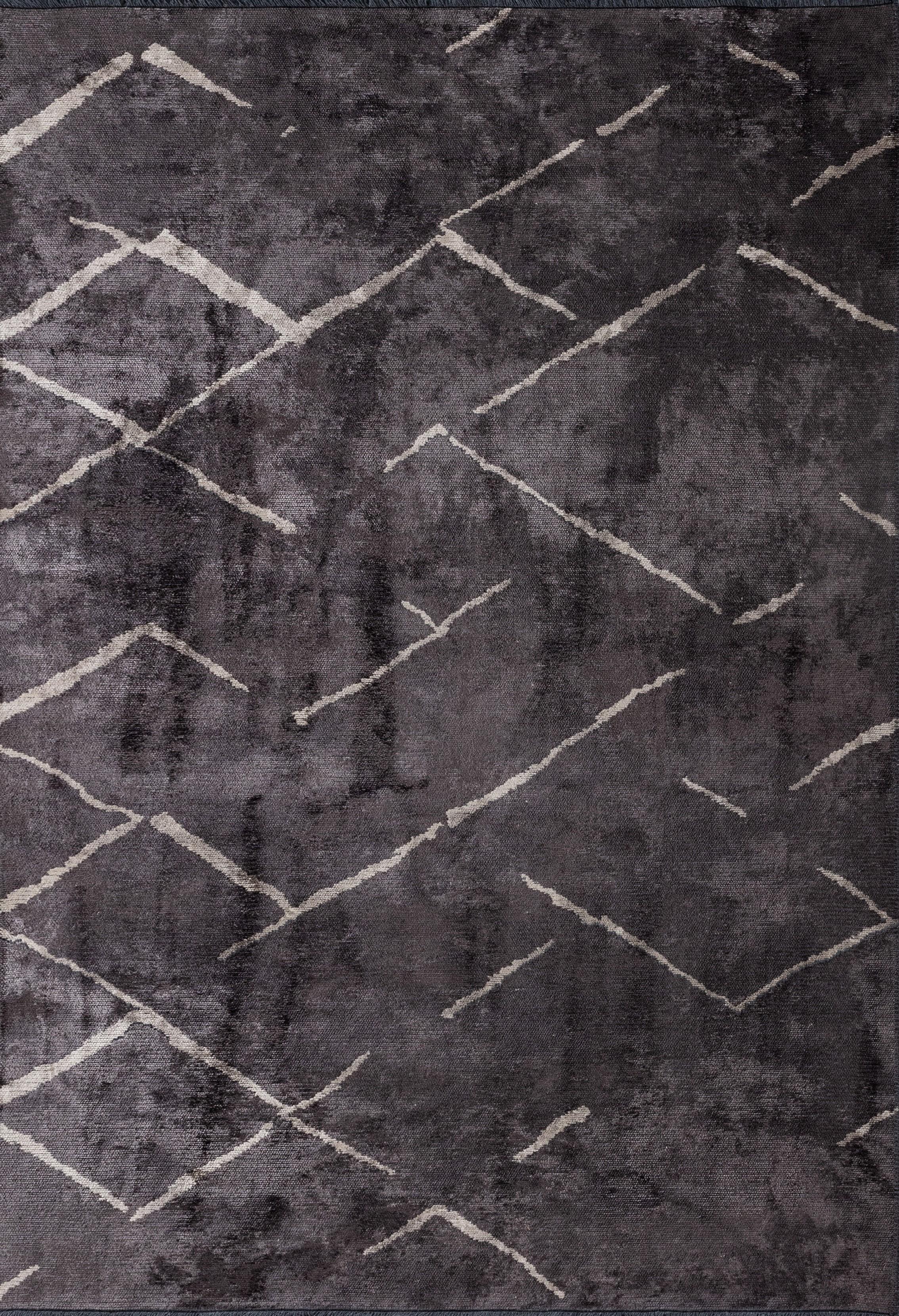 For Sale:  (Gray) Modern Abstract Luxury Area Rug