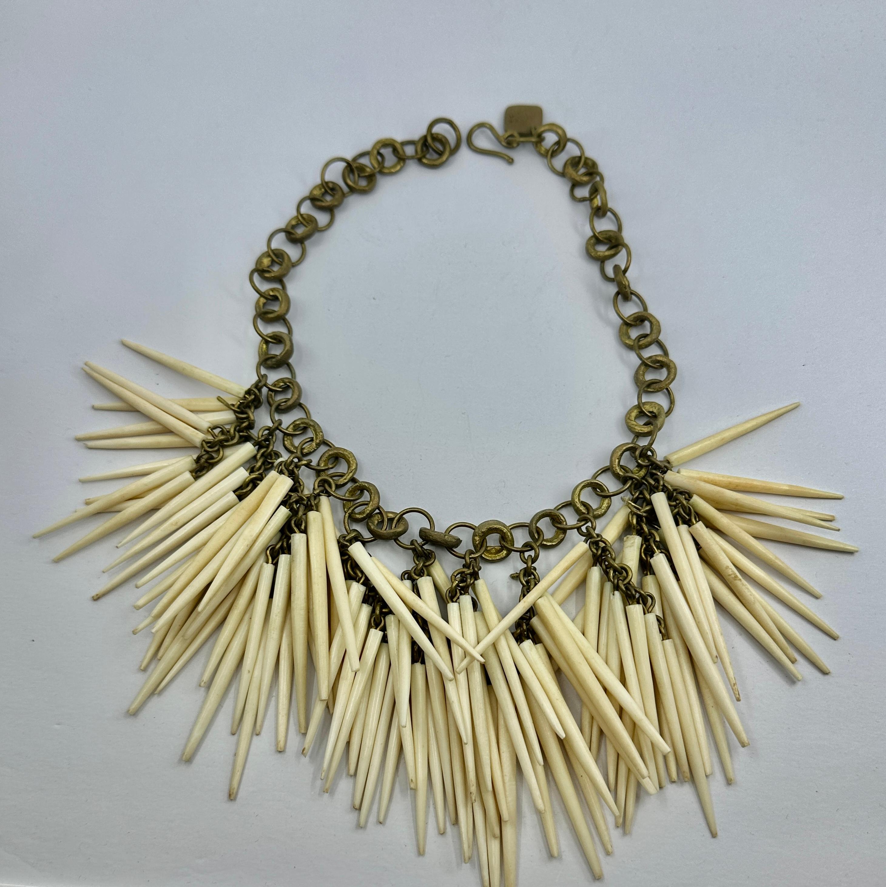 Raquel Welch Estate Personal Ashley Pittman Tribal Halskette Fransen garantiert (Zeitgenössisch) im Angebot