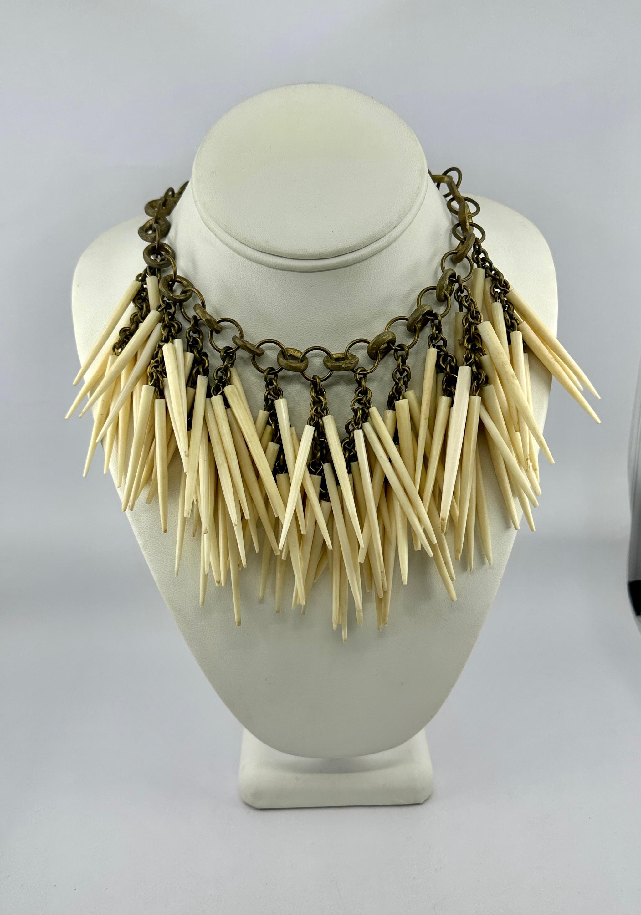 Raquel Welch Estate Personal Ashley Pittman Tribal Halskette Fransen garantiert im Angebot 1