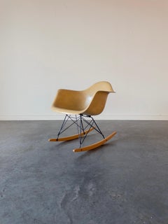 Schaukelstuhl 'RAR' von Ray und Charles Eames für Herman Miller, 1960er Jahre