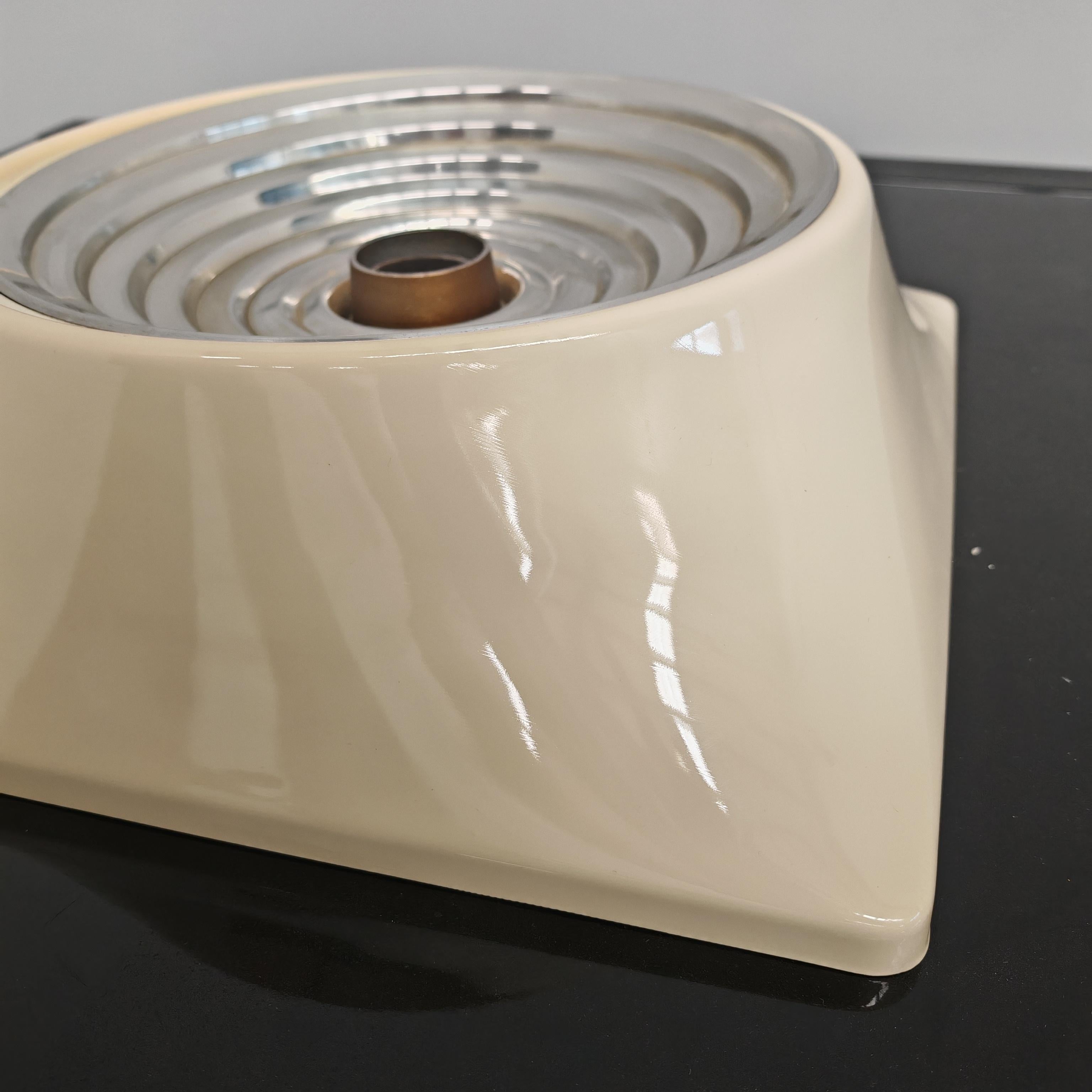 Paire d'appliques design italiennes des années 1960  le style de l'ère spatiale - Stilnovo en vente 8