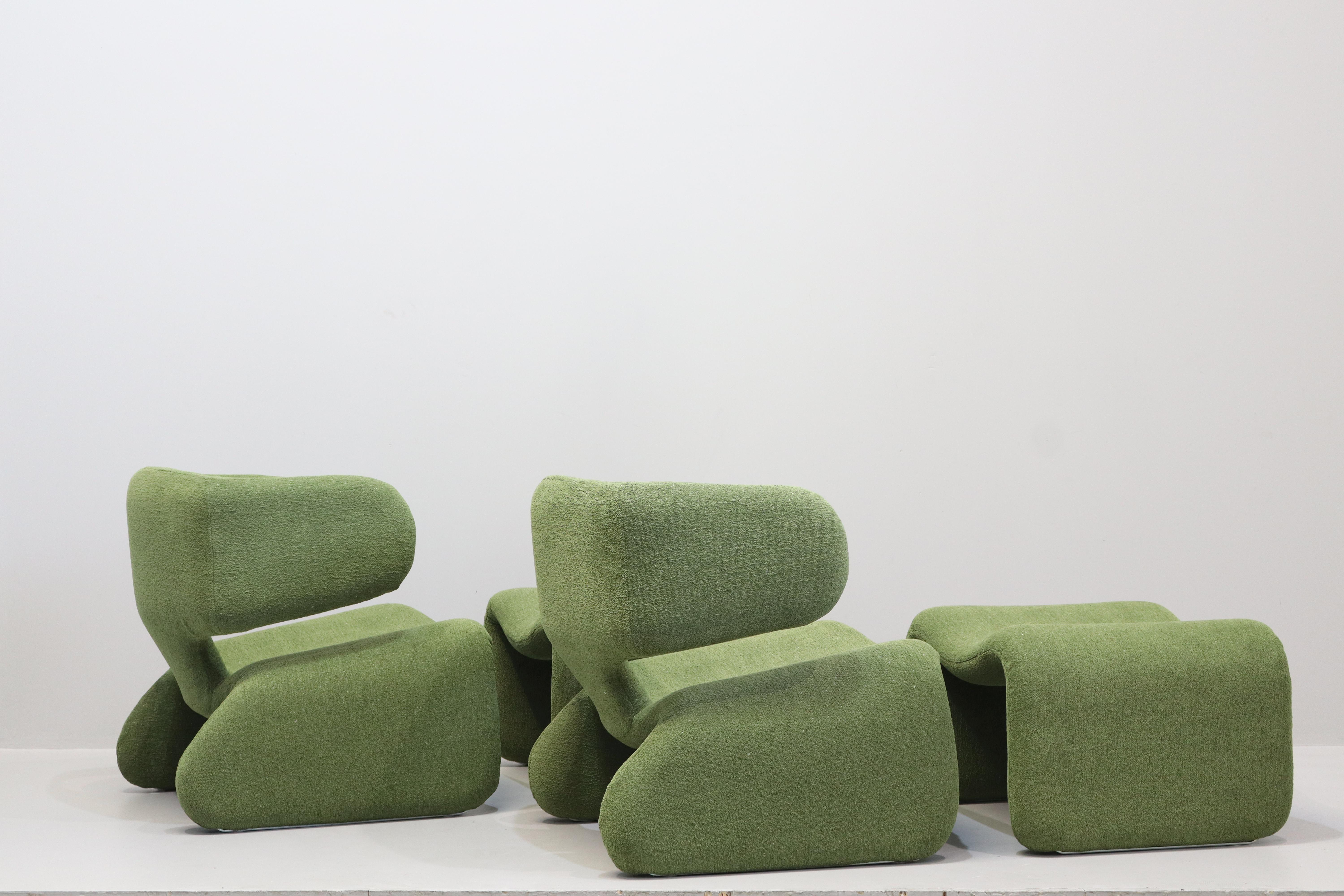 Raro par de sillones y reposapiés Djinn de Olivier Mourgue para Airborne French en venta