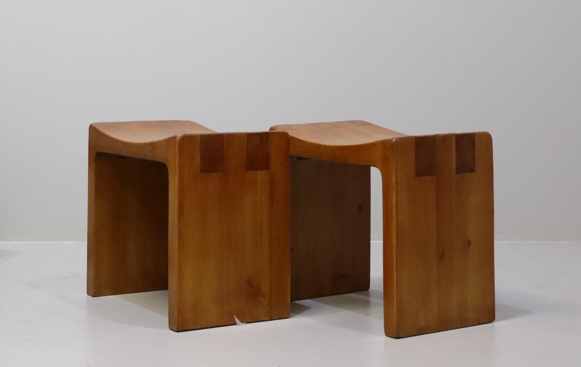 Rare pair of stools  italian Designer Giuseppe Rivadossi For Sale 3