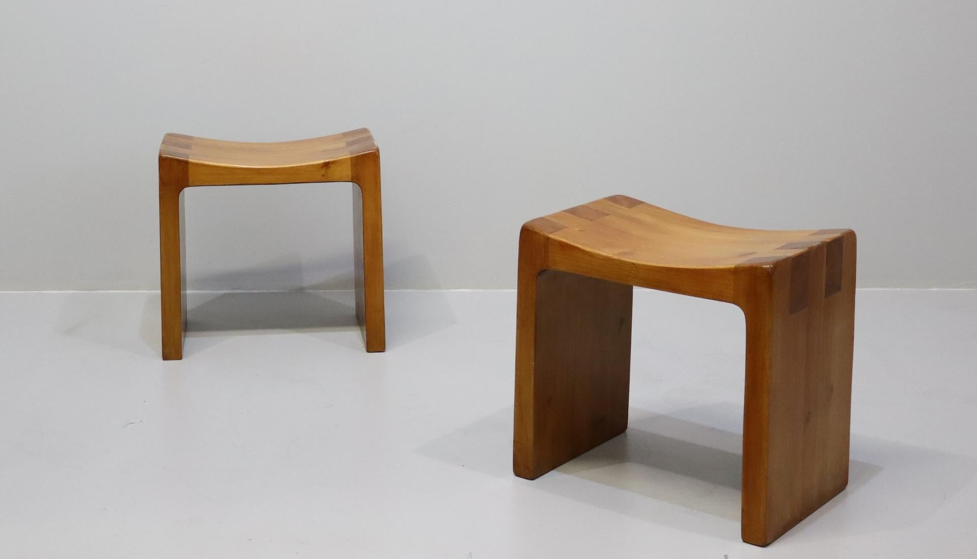 Rare pair of stools  italian Designer Giuseppe Rivadossi For Sale 2