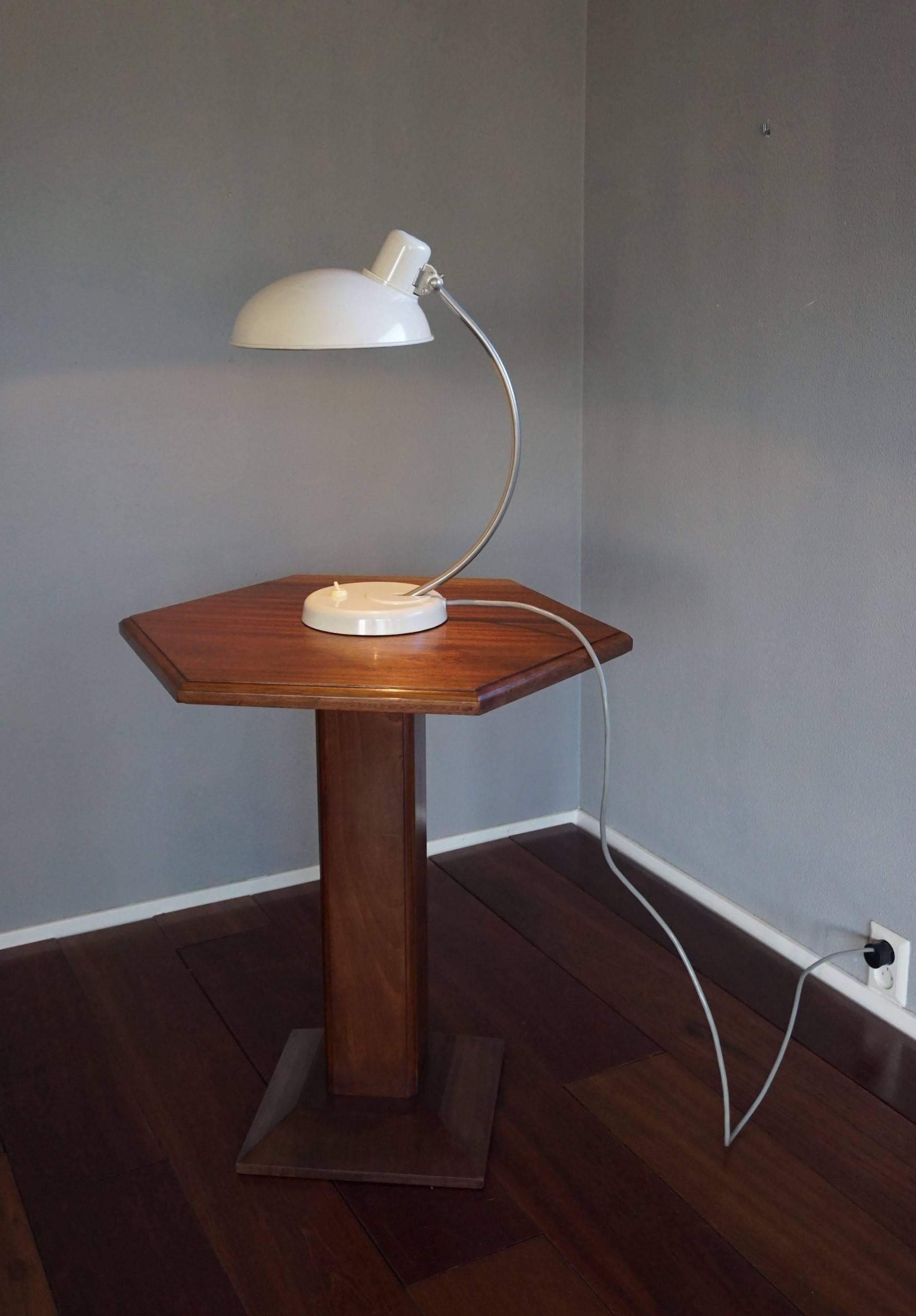 German Rare & Highly Stylish Mid-Century Bauhaus Style White Bakelite Table / Desk Lamp