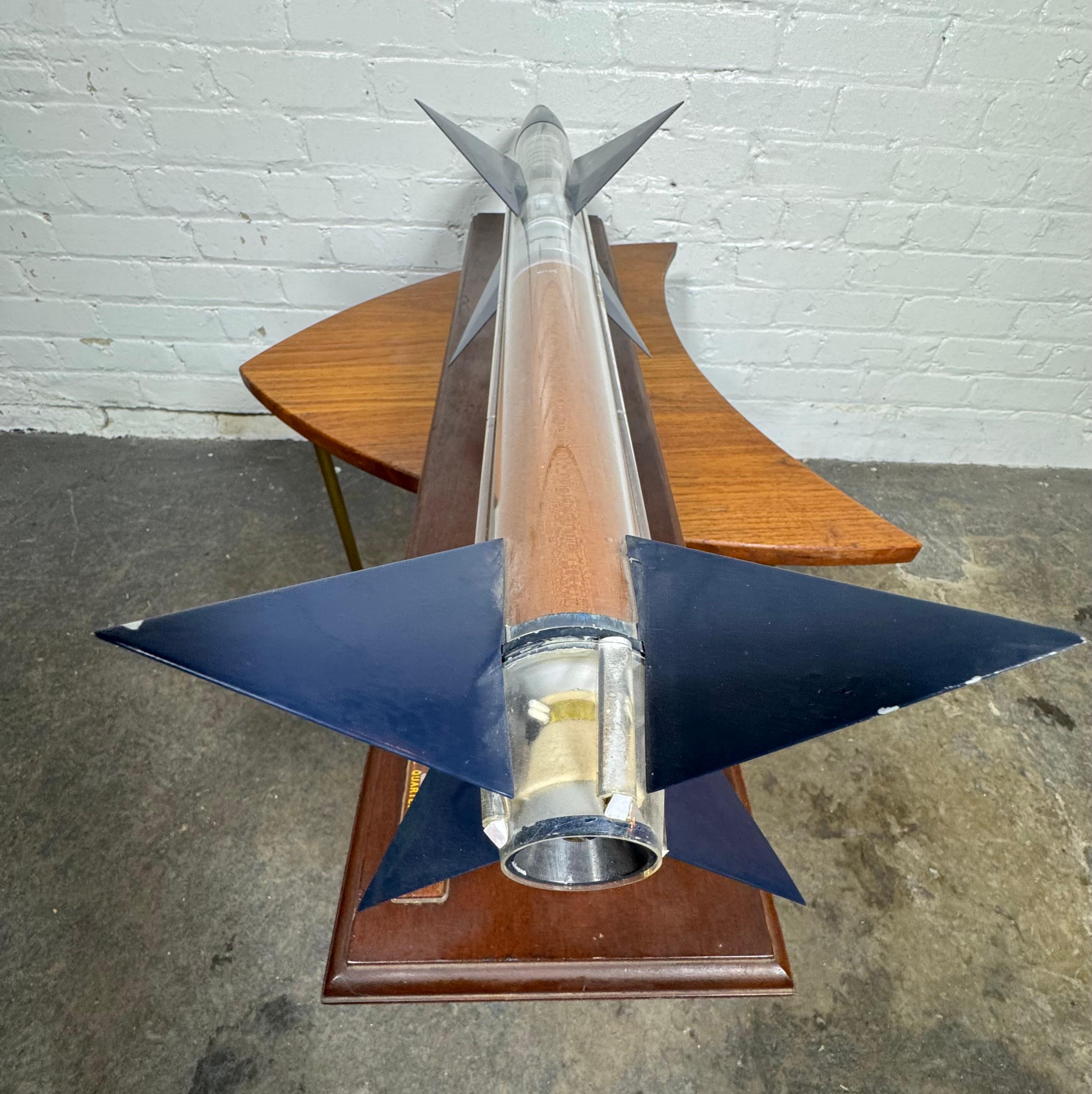 RARE 1/4 Sperry XAAM-N-2 Sparrow Missile Cutaway model Larry Mclaughlin Collect In Good Condition In Buffalo, NY