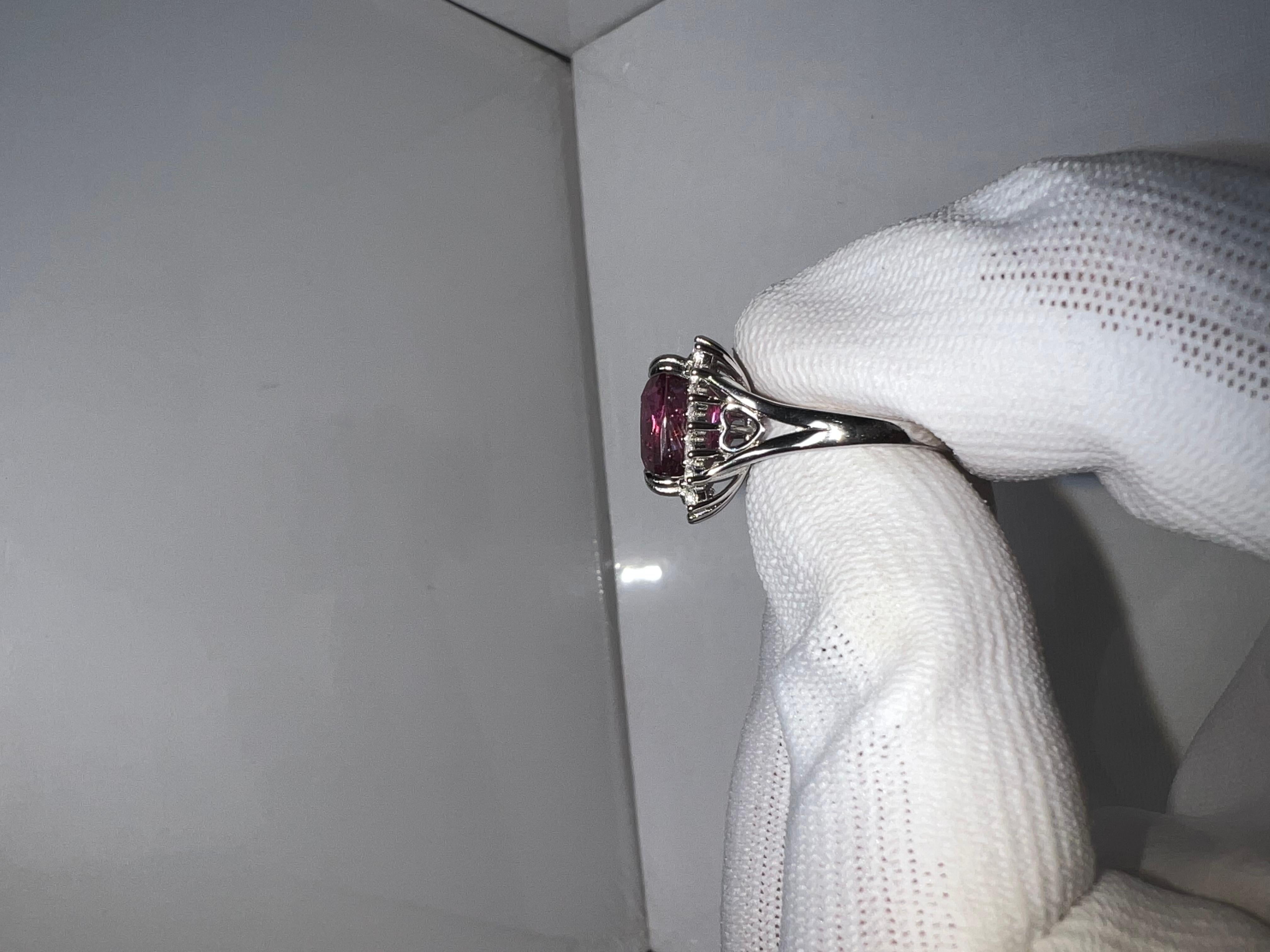 Rare 10.3 Carat Purplish Pink Spinel Coctail Ring, Gemstone is GIA Certified 3