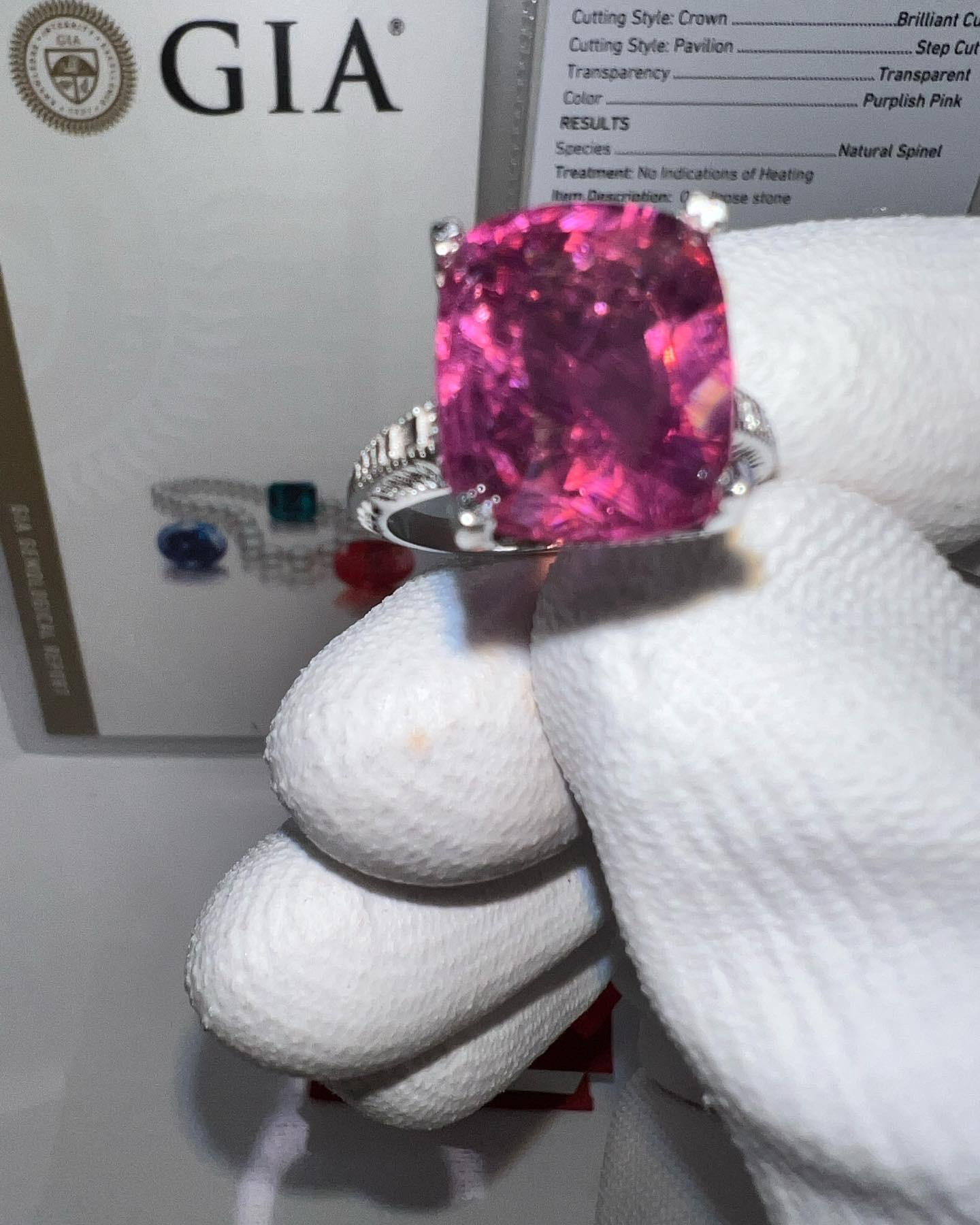 Rare 10.4 Carat Purplish Pink Spinel Solitaire Ring, GIA Certified 2