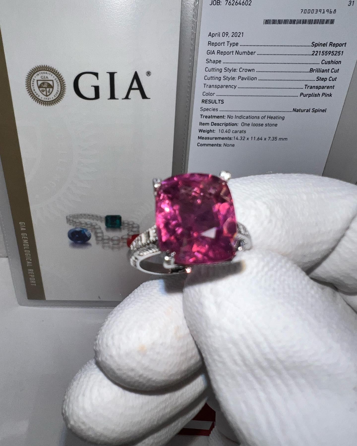 Rare 10.4 Carat Purplish Pink Spinel Solitaire Ring, GIA Certified In New Condition In Omaha, NE