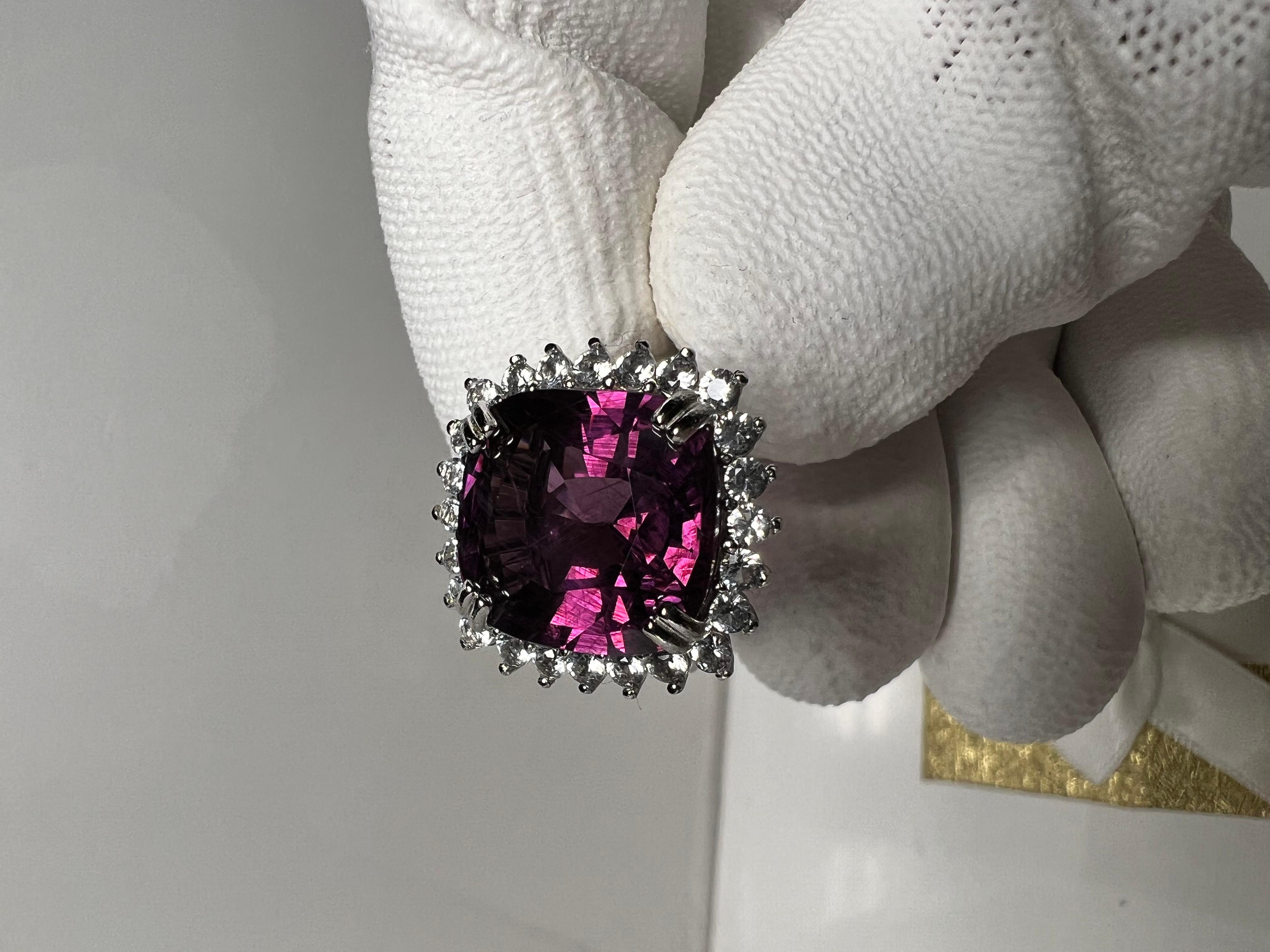 Contemporary Rare 11.81 Carat Pink Purple Spinel Coctail Ring, Gemstone is GIA Certified