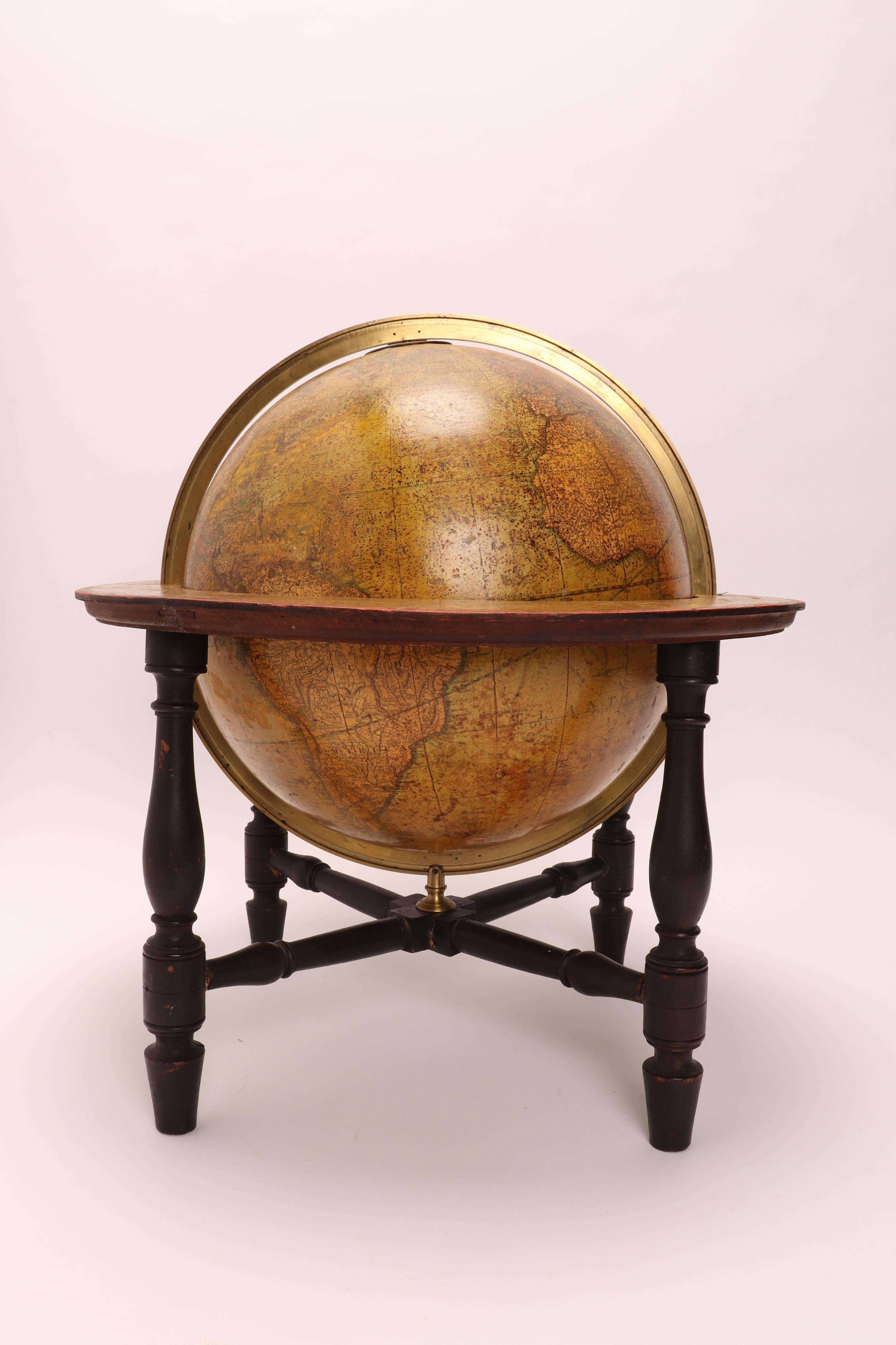 Rare 12 inches terrestrial globe signed Cary, London United Kingdom 1800. In Good Condition For Sale In Milan, IT