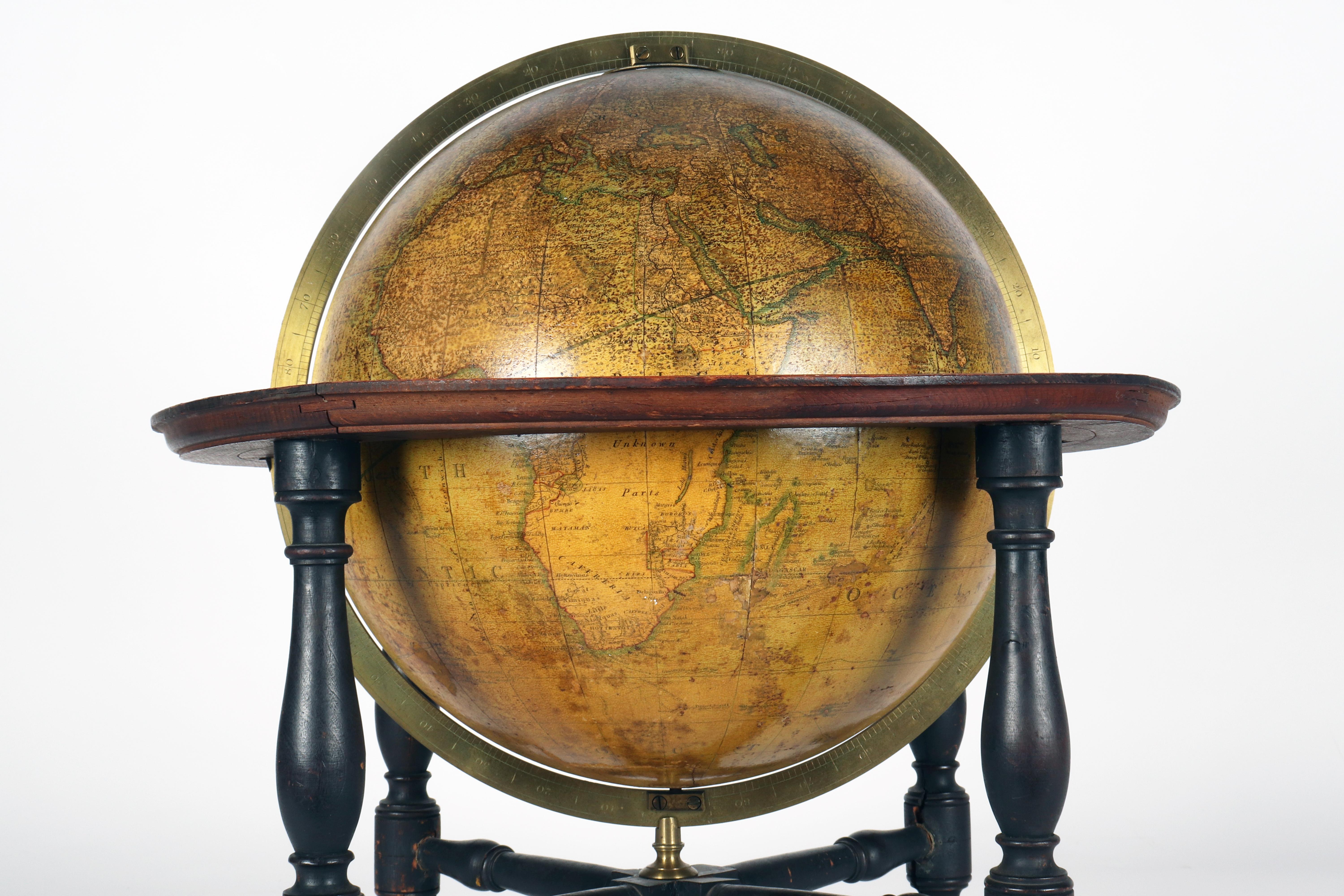 Laiton Rare globe terrestre de 12 pouces signé Cary, London United Kingdom 1800. en vente