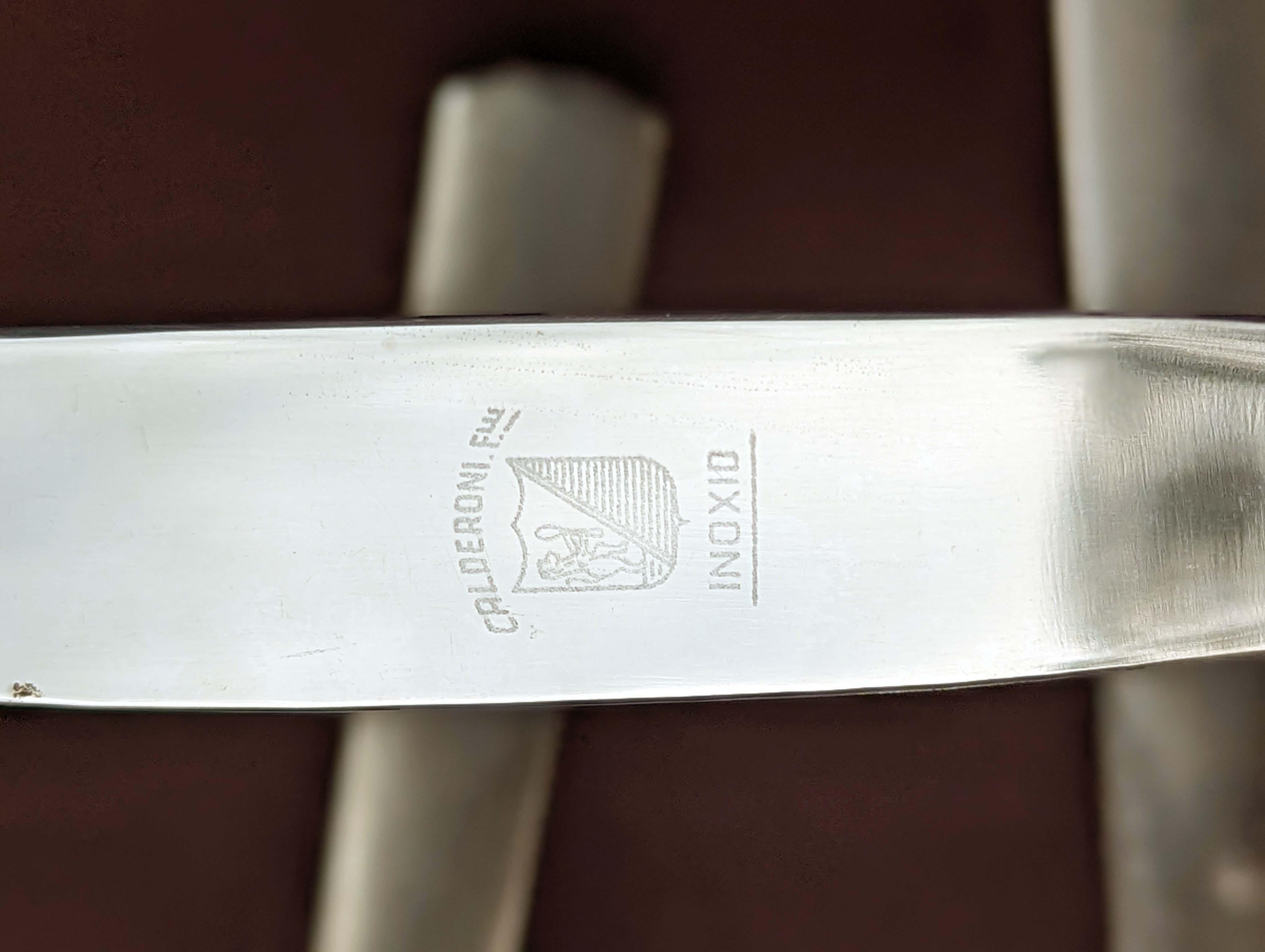 Rare 12-person Nickel Silver cutlery set by Gio Ponti for Calderoni, 1960s For Sale 2