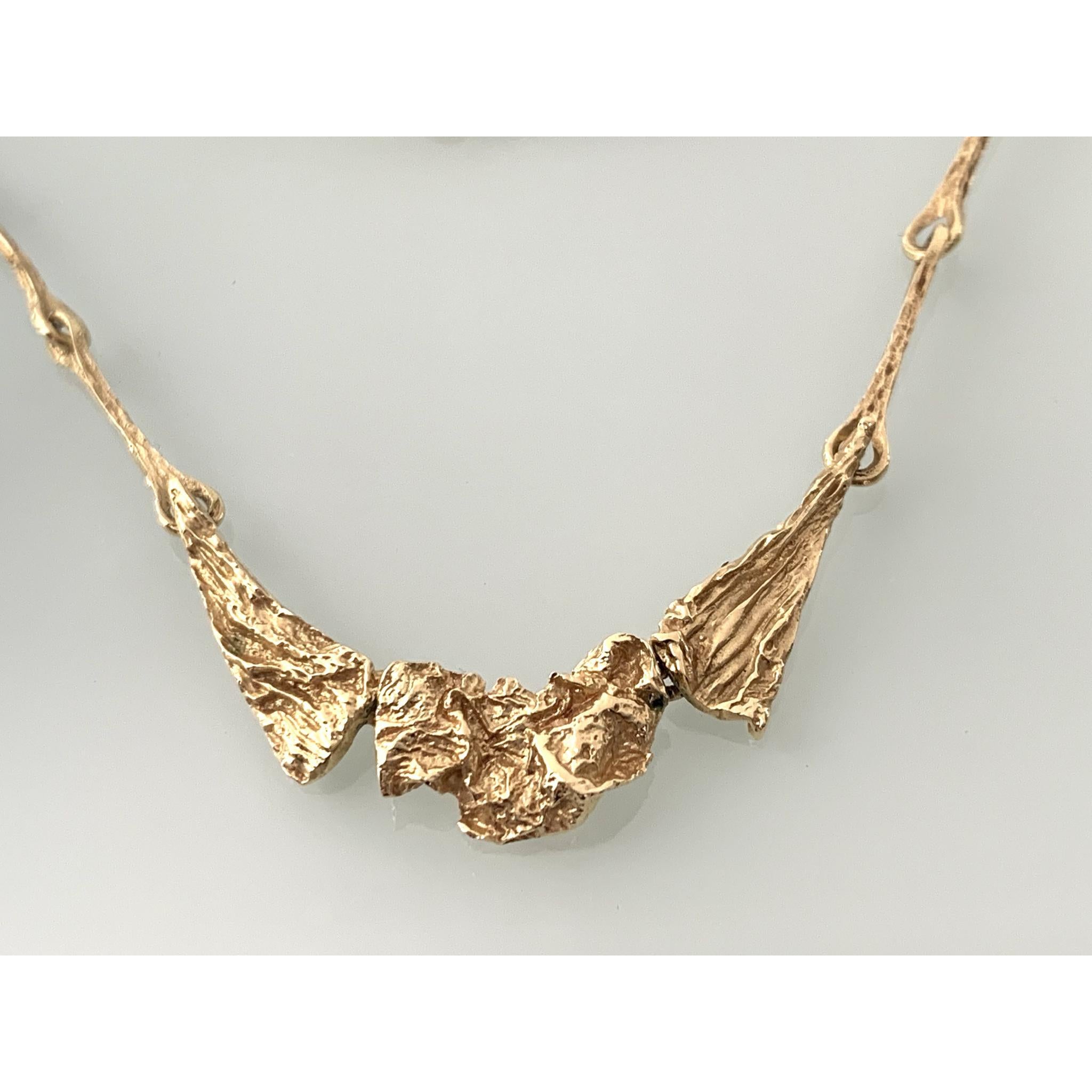 Seltene dänische brutalistische 14 Karat Gold-Halskette  (Modernistisch) im Angebot